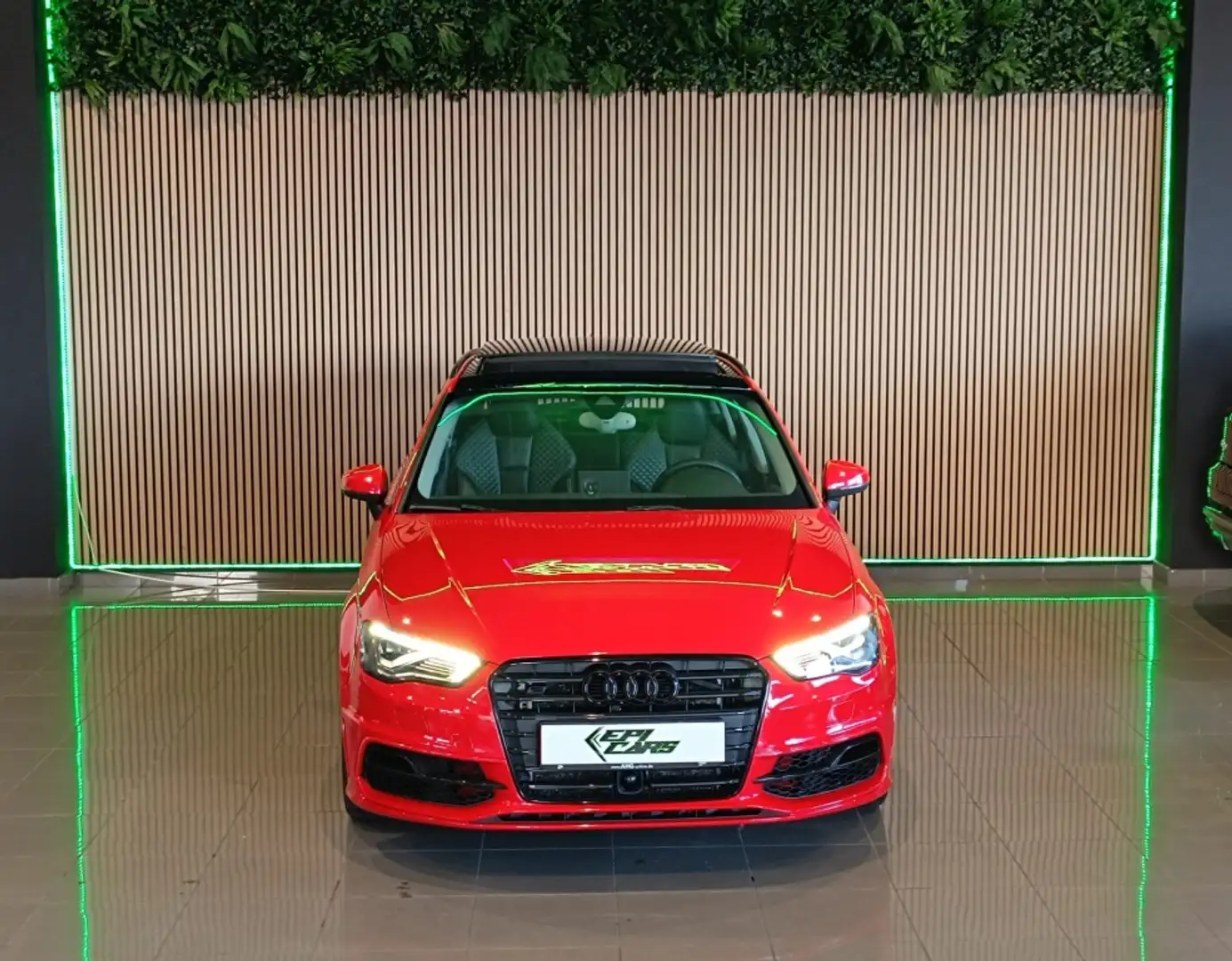 Audi S3 Sportback 2.0 TFSI quattro S-Tronic Rot - 2
