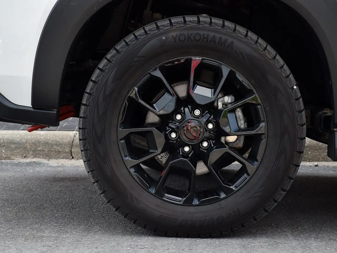 Nissan Armada снимка Nissan Armada