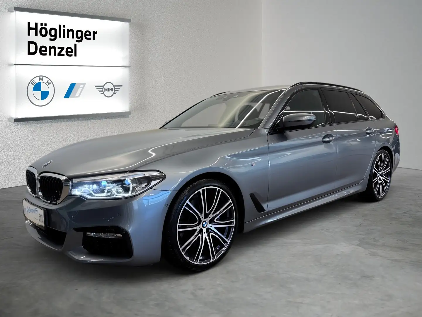 BMW 530 d xDrive Blau - 2