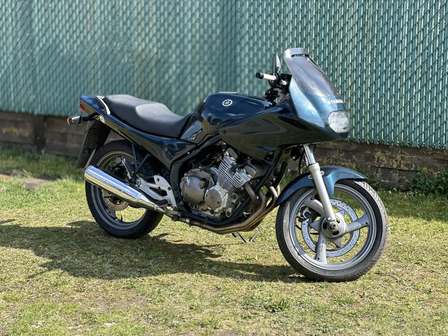 Yamaha XJ 600 yamaha XJ 600s - 1
