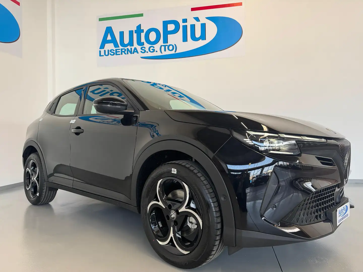 Alfa Romeo Junior 1.2 ibrida 136cv edct6 Nero - 2