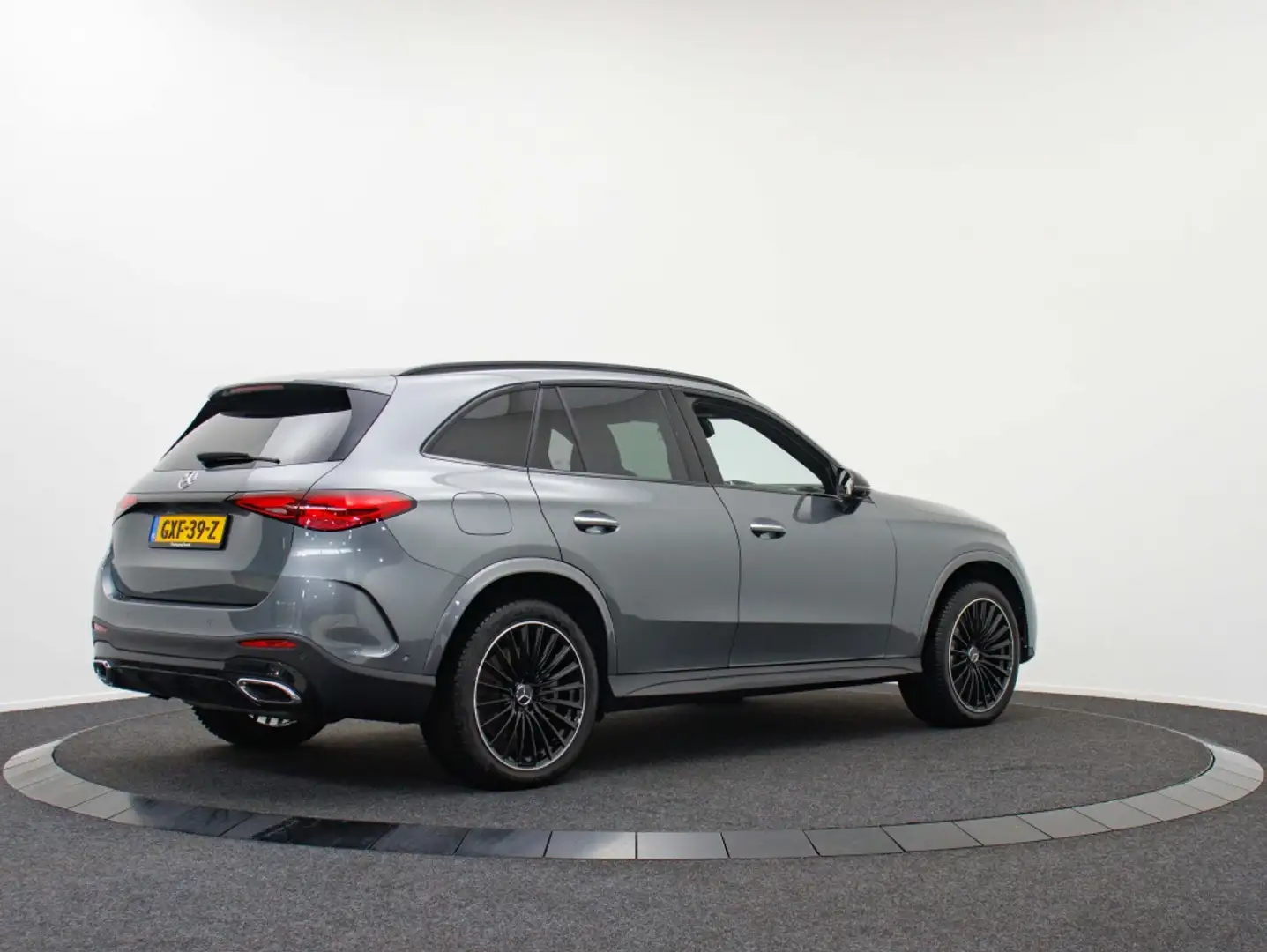 Mercedes-Benz GLC 300 300e 4MATIC AMG Line | 360° camera | Matrix LED Gris - 2