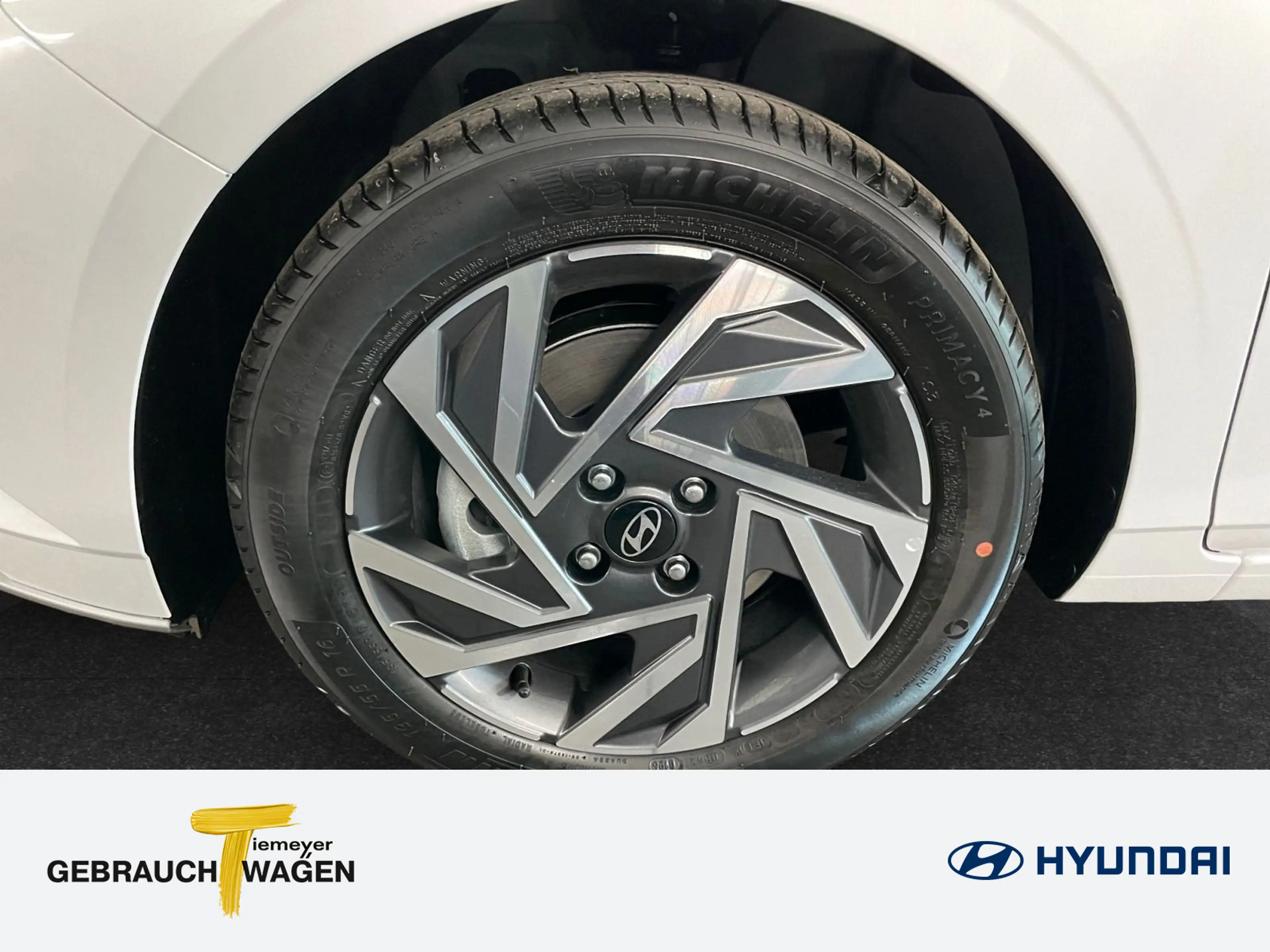Hyundai i20 FL (MY25) 1.0 T-GDI (100 PS) 7-DCT 2WD Trend — photo 9