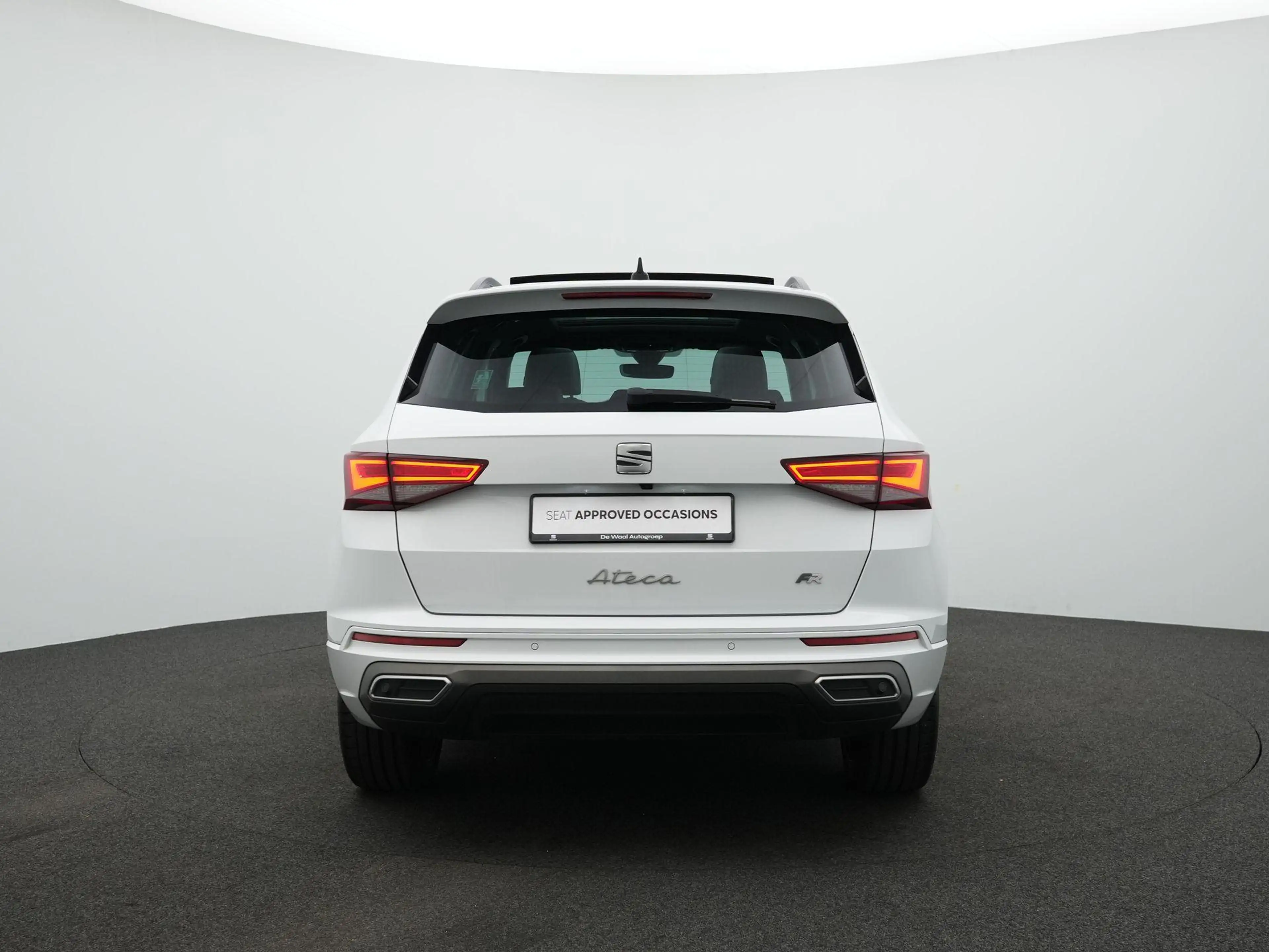 SEAT Ateca 1.5 TSI 150PK DSG FR Business Intense | Panoramada — photo 6