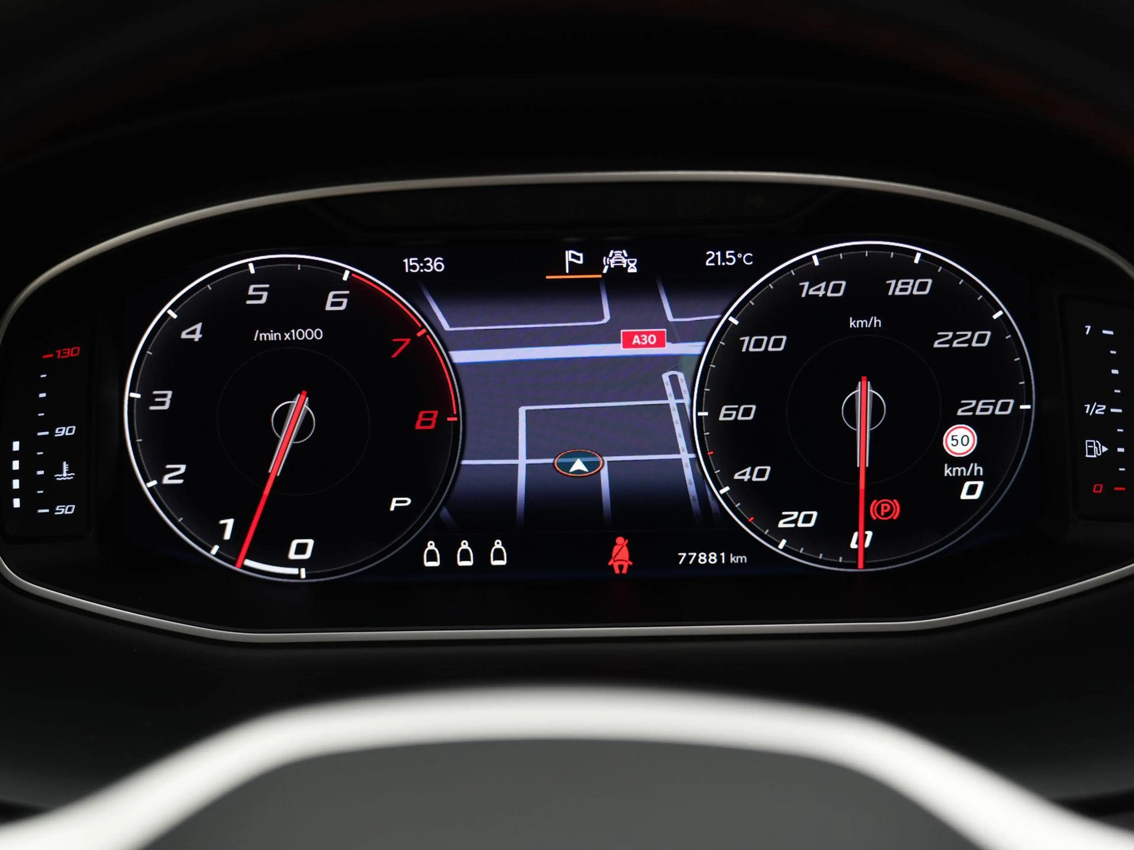 SEAT Ateca 1.5 TSI 150PK DSG FR Business Intense | Panoramada — photo 10