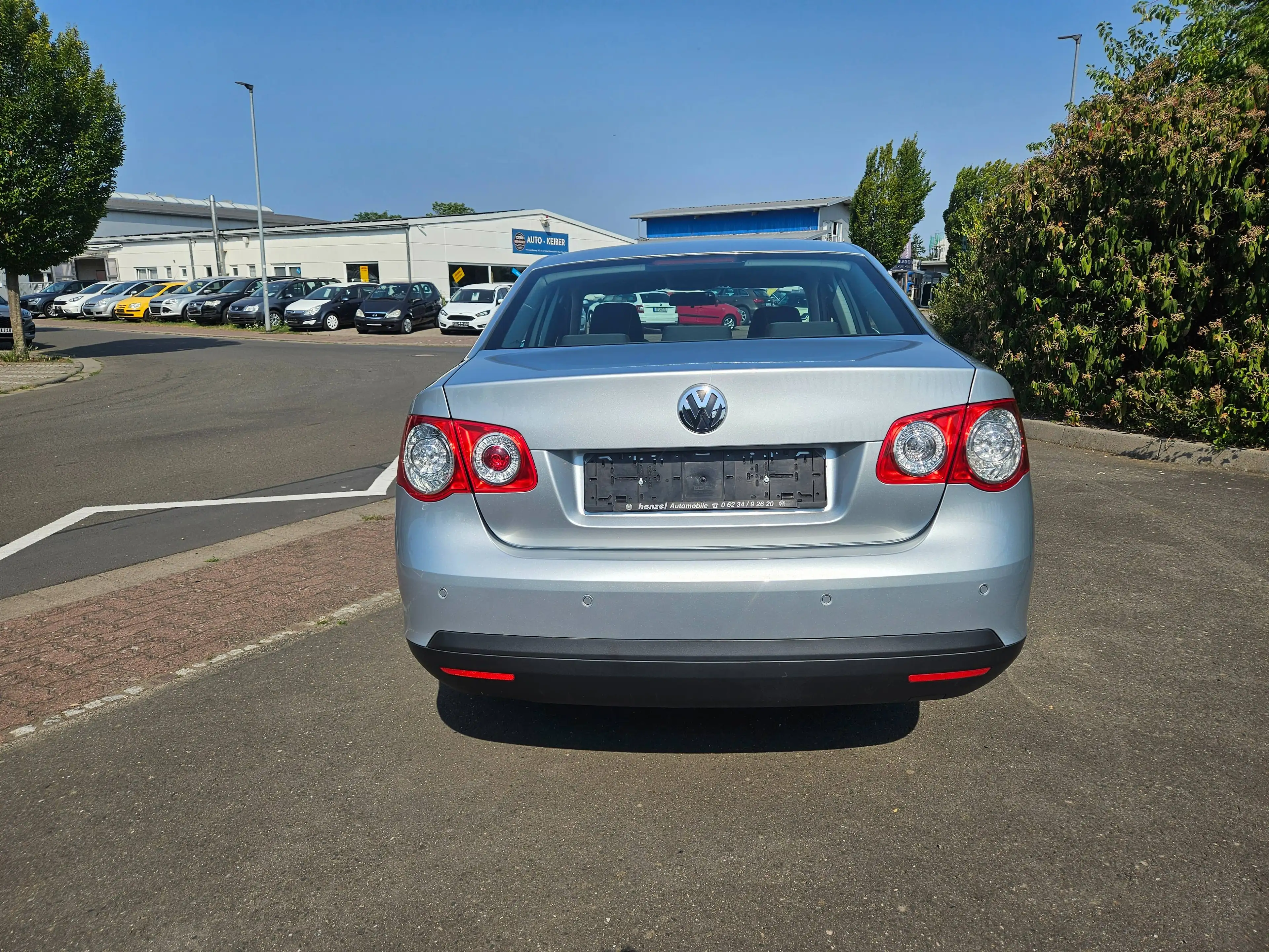 Volkswagen Jetta Comfortline - 1. Hand - Scheckheftgepflegt bei VW — photo 4