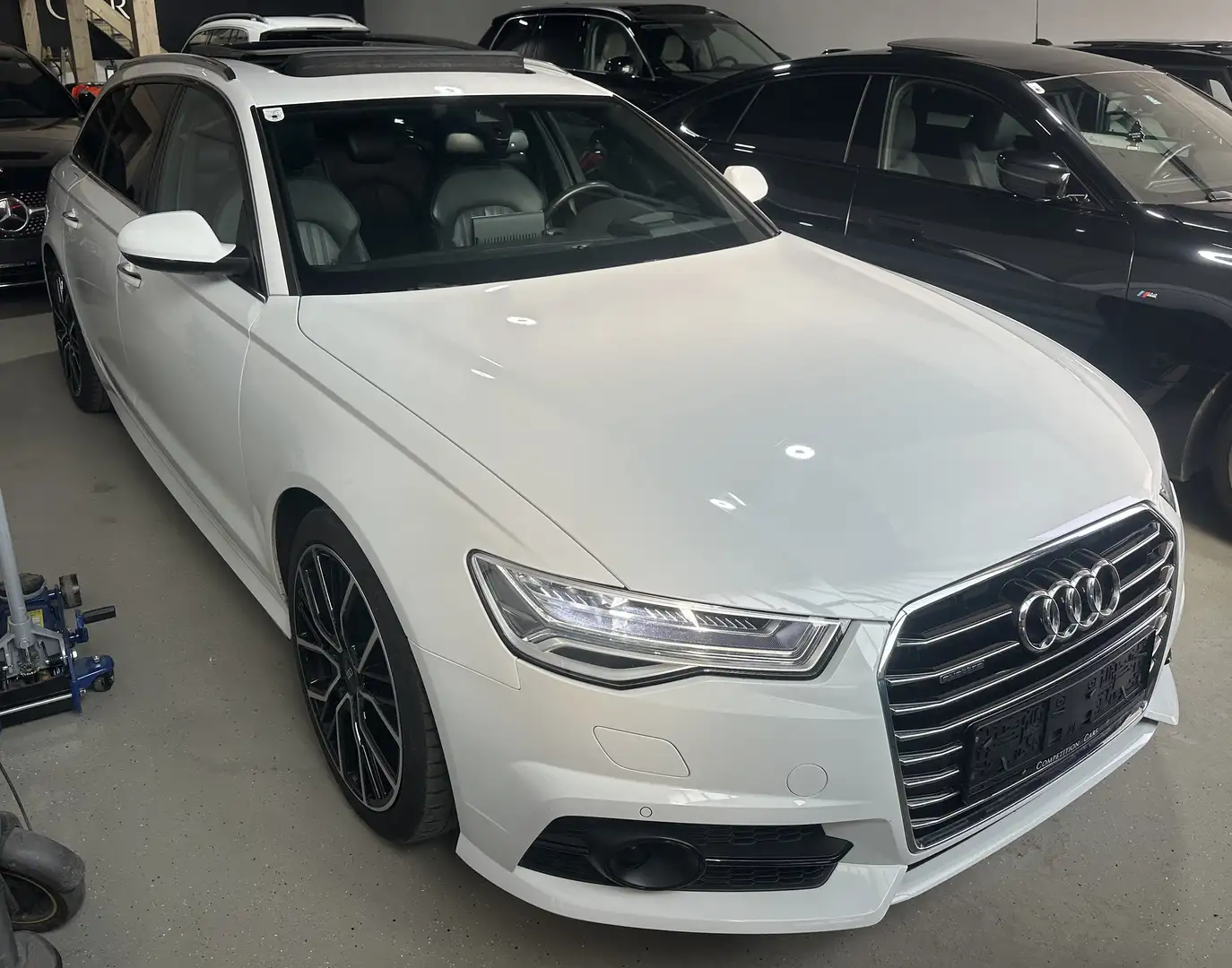 Audi A6 3.0 TDI Quattro *VOLL, PANO, LEDER, LUFTFAHRWERK* Weiß - 2
