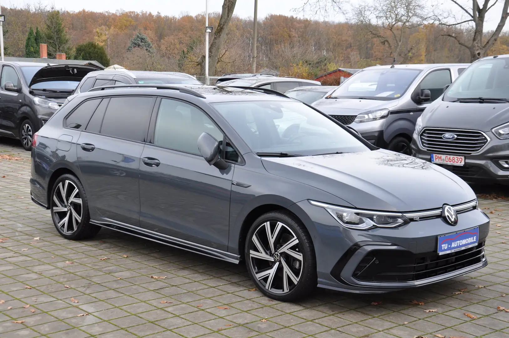 Volkswagen Golf Variant 2.0 TSI DSG R-Line 4Motion PANO-HUD-MATRIX-ACC-18" Grau - 1