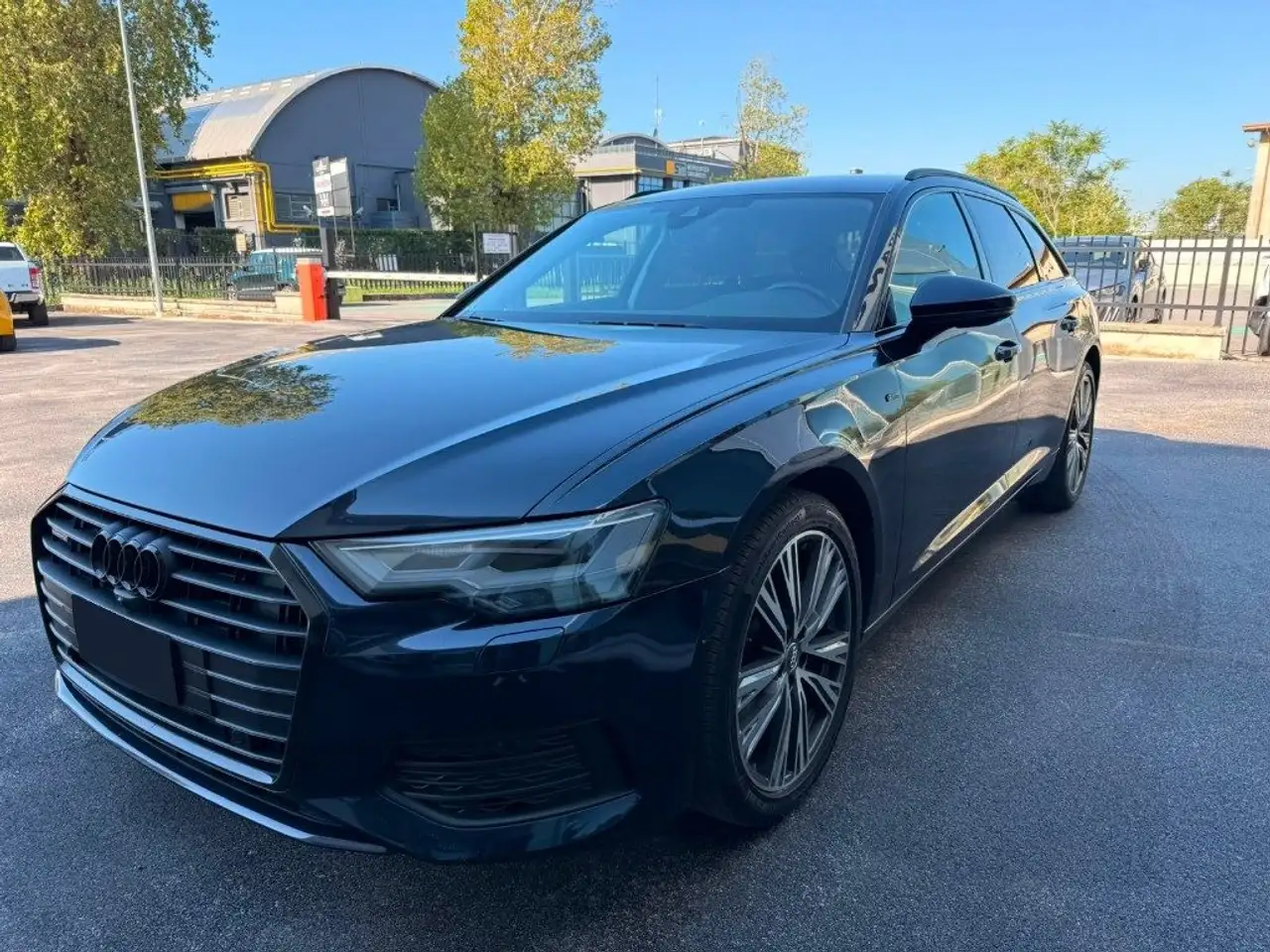 Audi A6 Avant 50 3.0TDI quattro tipt Business Design SLINE — photo 1 of 13