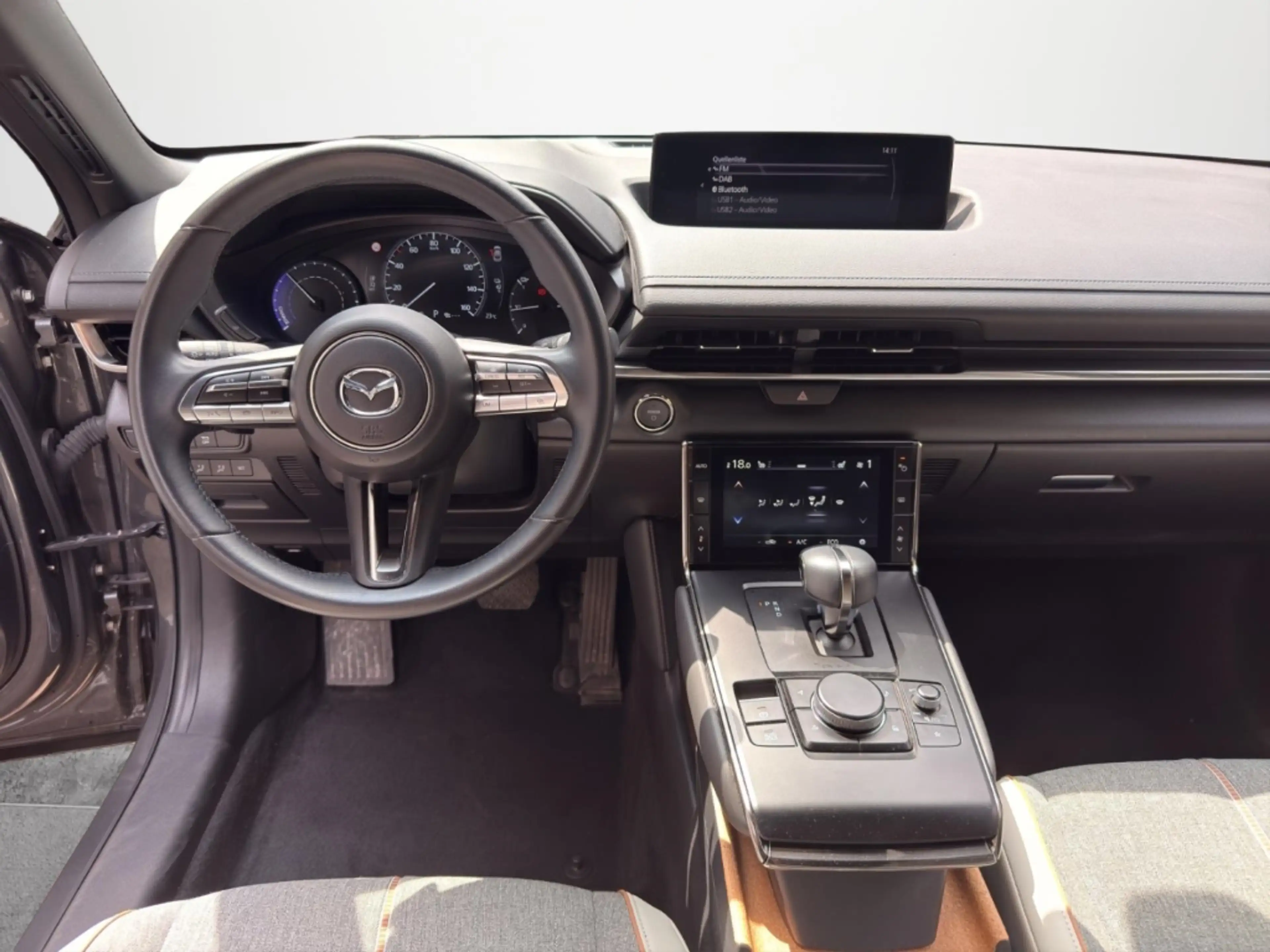 Mazda MX-30 35,5 kWh e-SKYACTIV 143 PS ADVANTAGE MC — photo 10