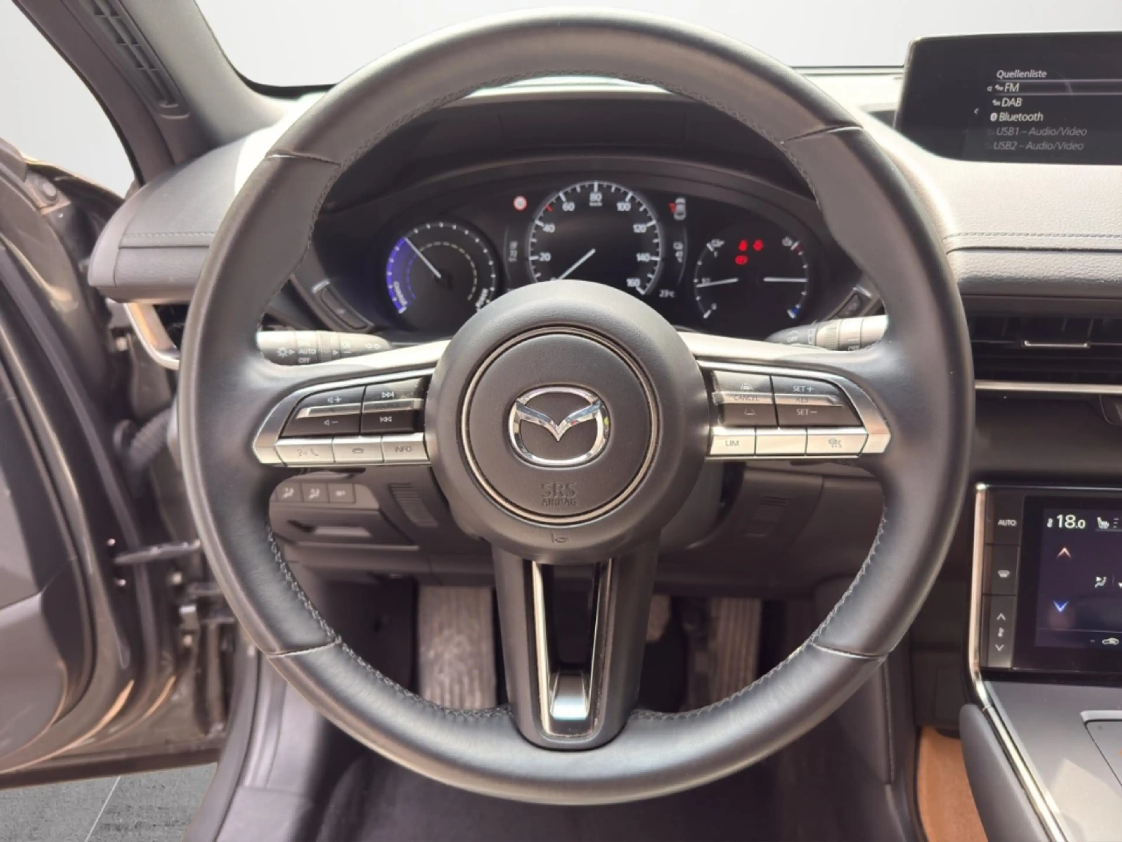 Mazda MX-30 35,5 kWh e-SKYACTIV 143 PS ADVANTAGE MC — photo 11