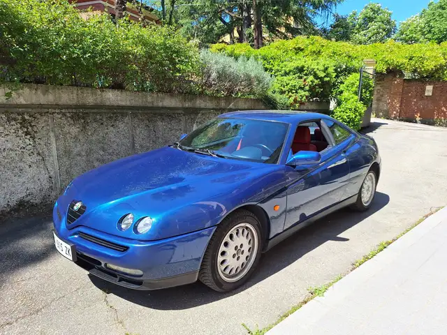 Alfa Romeo GTV