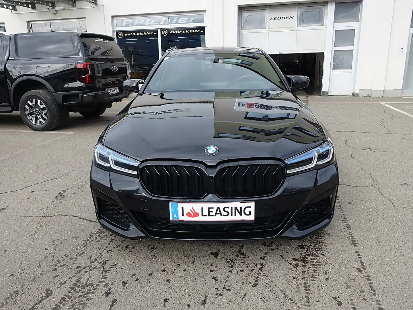 BMW 540 d xDrive 48 V Aut. Schwarz - 2