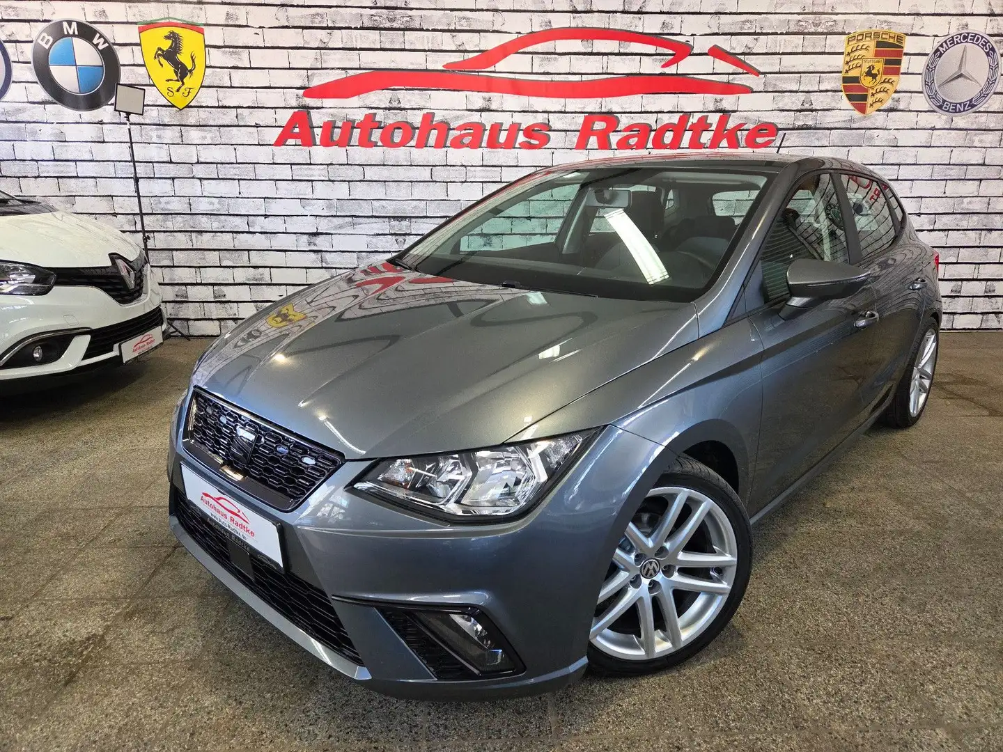 SEAT Ibiza Style *Tüv & Service NEU* Grau - 1
