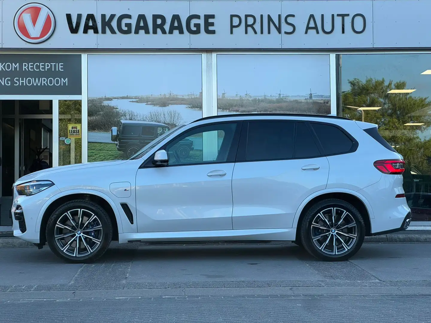 BMW X5 xDrive45e High Executive |M-SPORT|HUD|20" LM|AMBIE Wit - 2