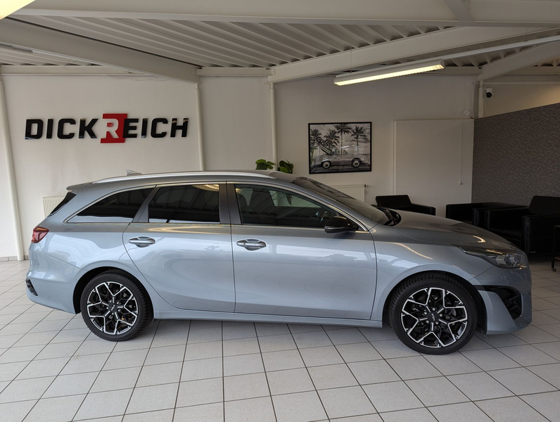 Kia Ceed SW / cee'd SW 1.5 GT-Line SW LED JBL Cam 7J — photo 8