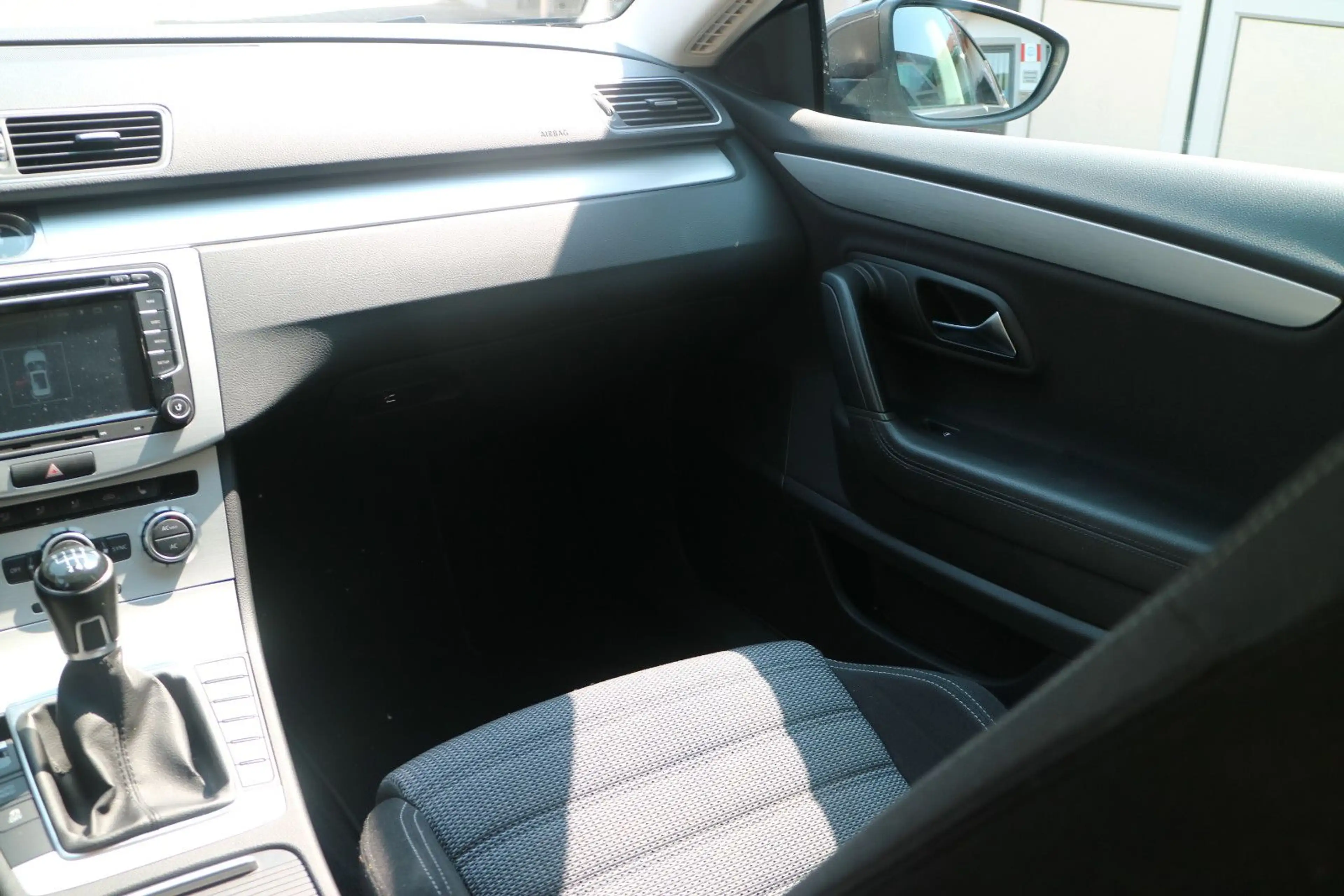 Volkswagen CC Sport-2,0TDI-NAVI-Kamera — photo 12