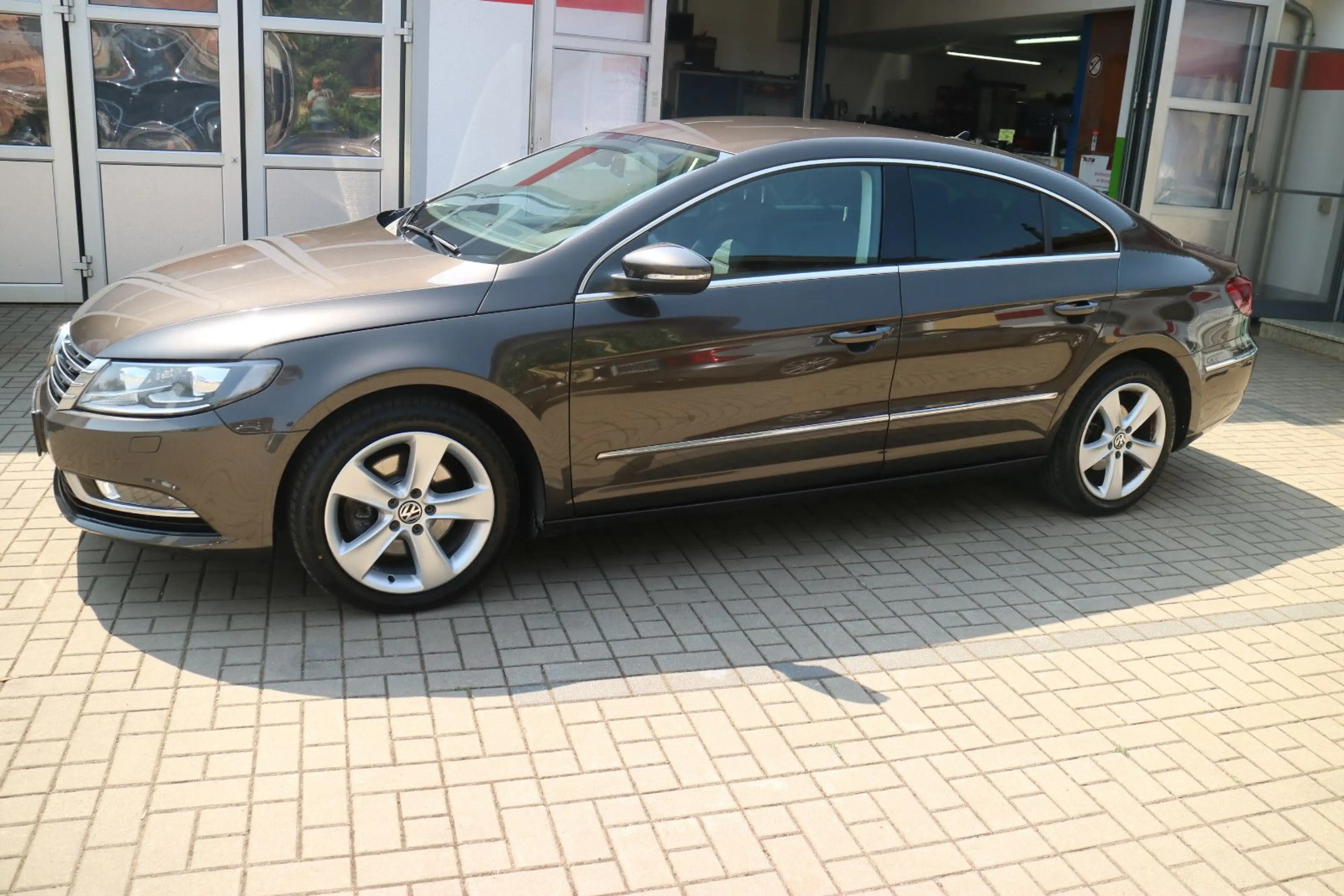 Volkswagen CC Sport-2,0TDI-NAVI-Kamera — photo 8