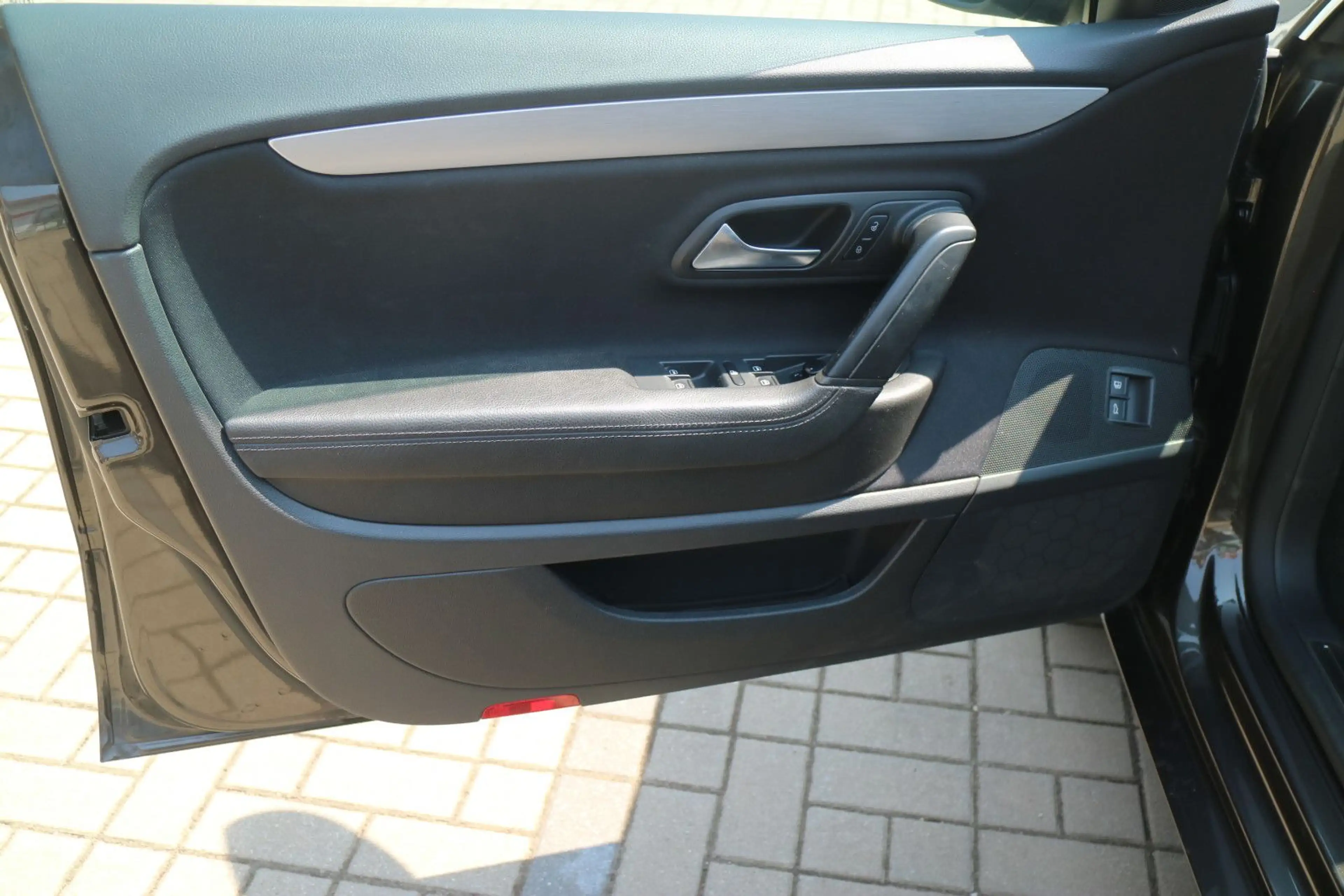 Volkswagen CC Sport-2,0TDI-NAVI-Kamera — photo 15
