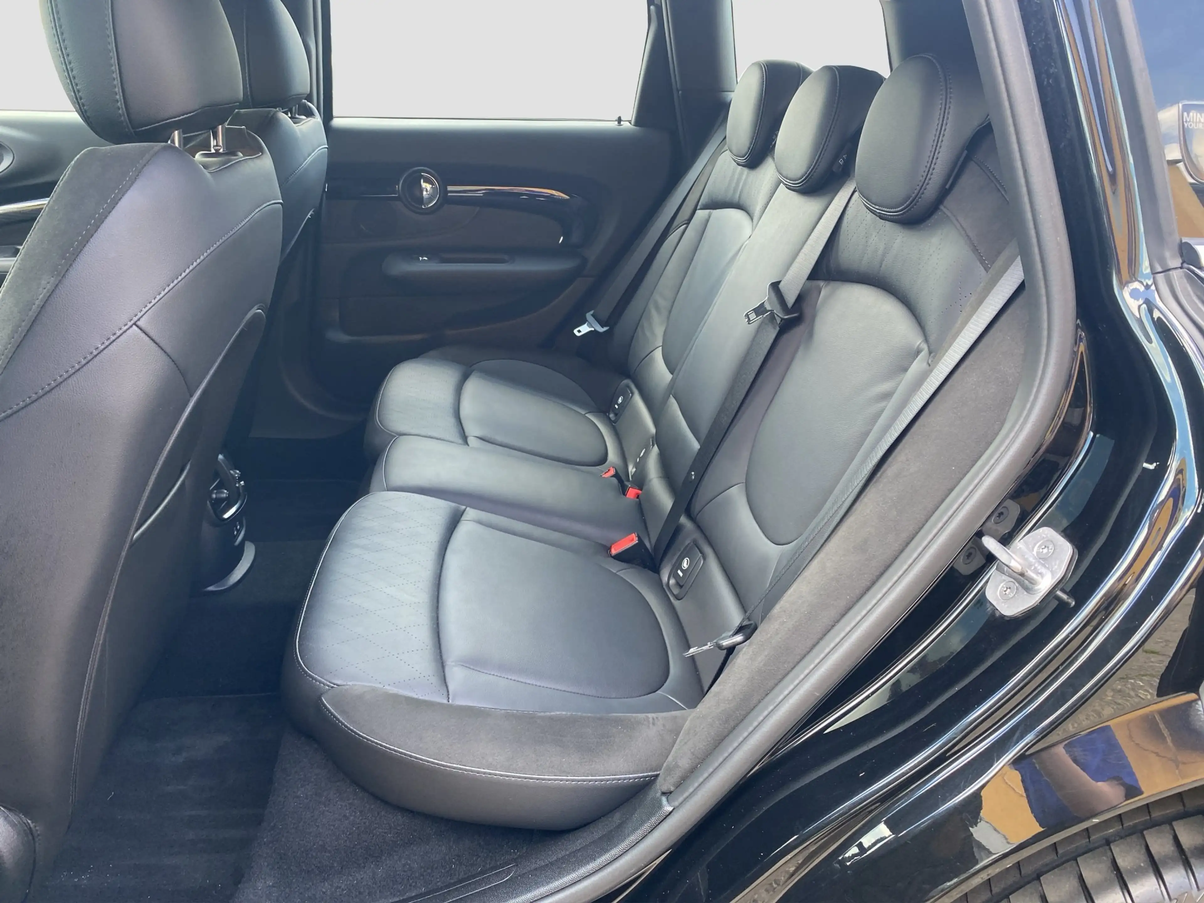 MINI Cooper Clubman LED Navi ParkAss Sportsitz PDC — photo 16
