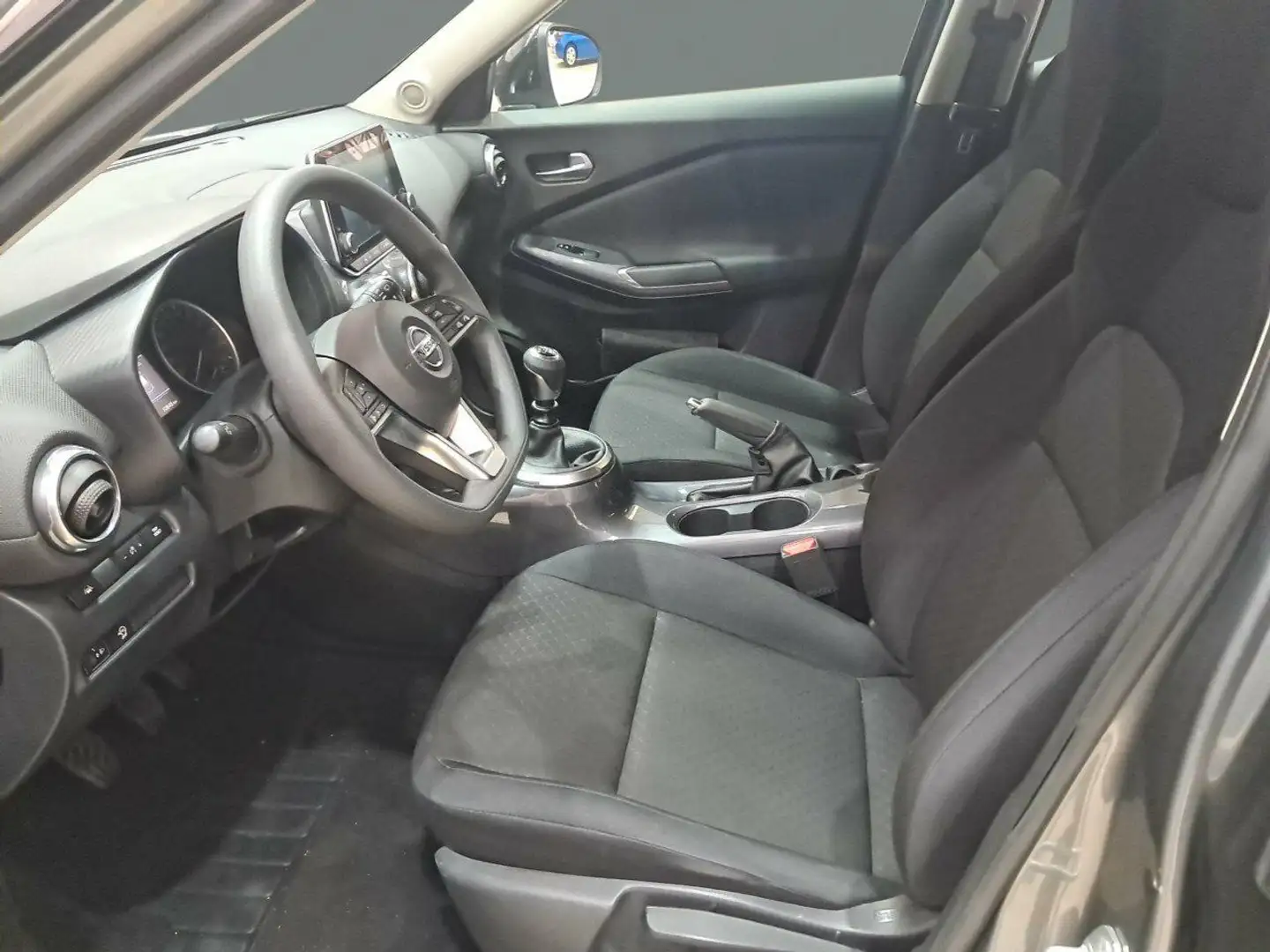 Nissan Juke DIG-T 84 kW (114 CV) 6M/T N-Connecta Gris - 2