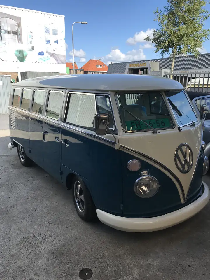 Volkswagen T1 13 Window Deluxe Walk True, foto 1