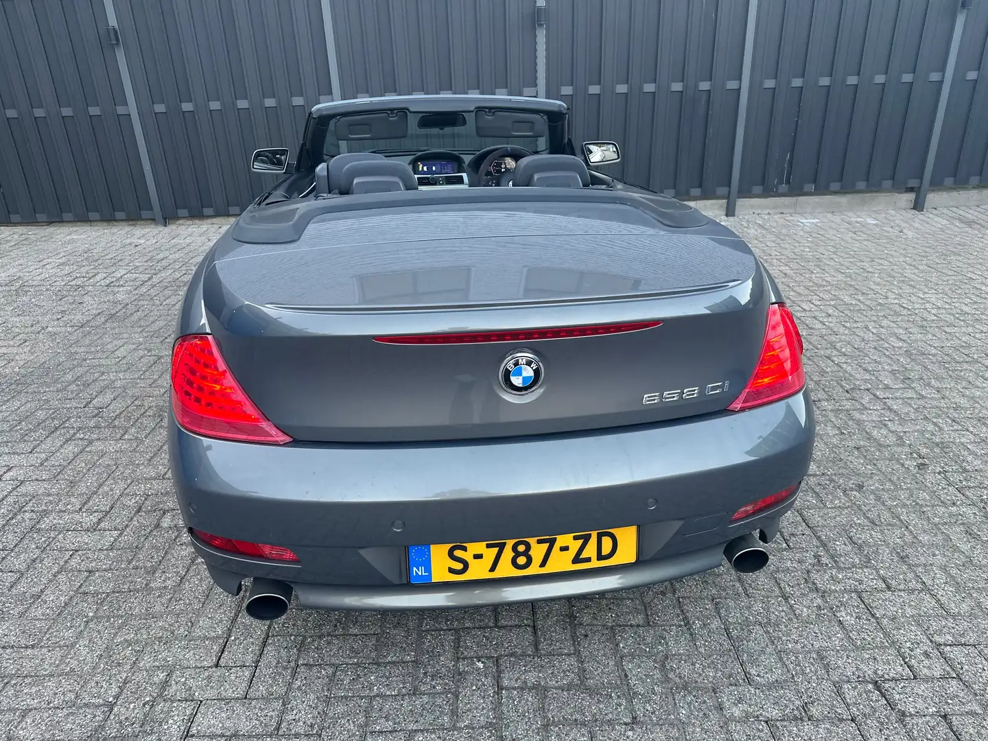 BMW 645 V8 Сірий - 2