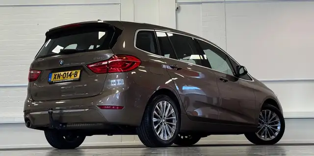 BMW 2 Series view 7