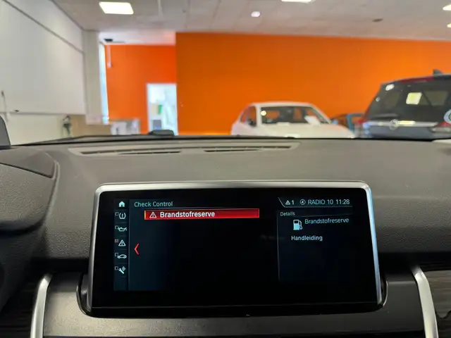 BMW 2 Series view 15