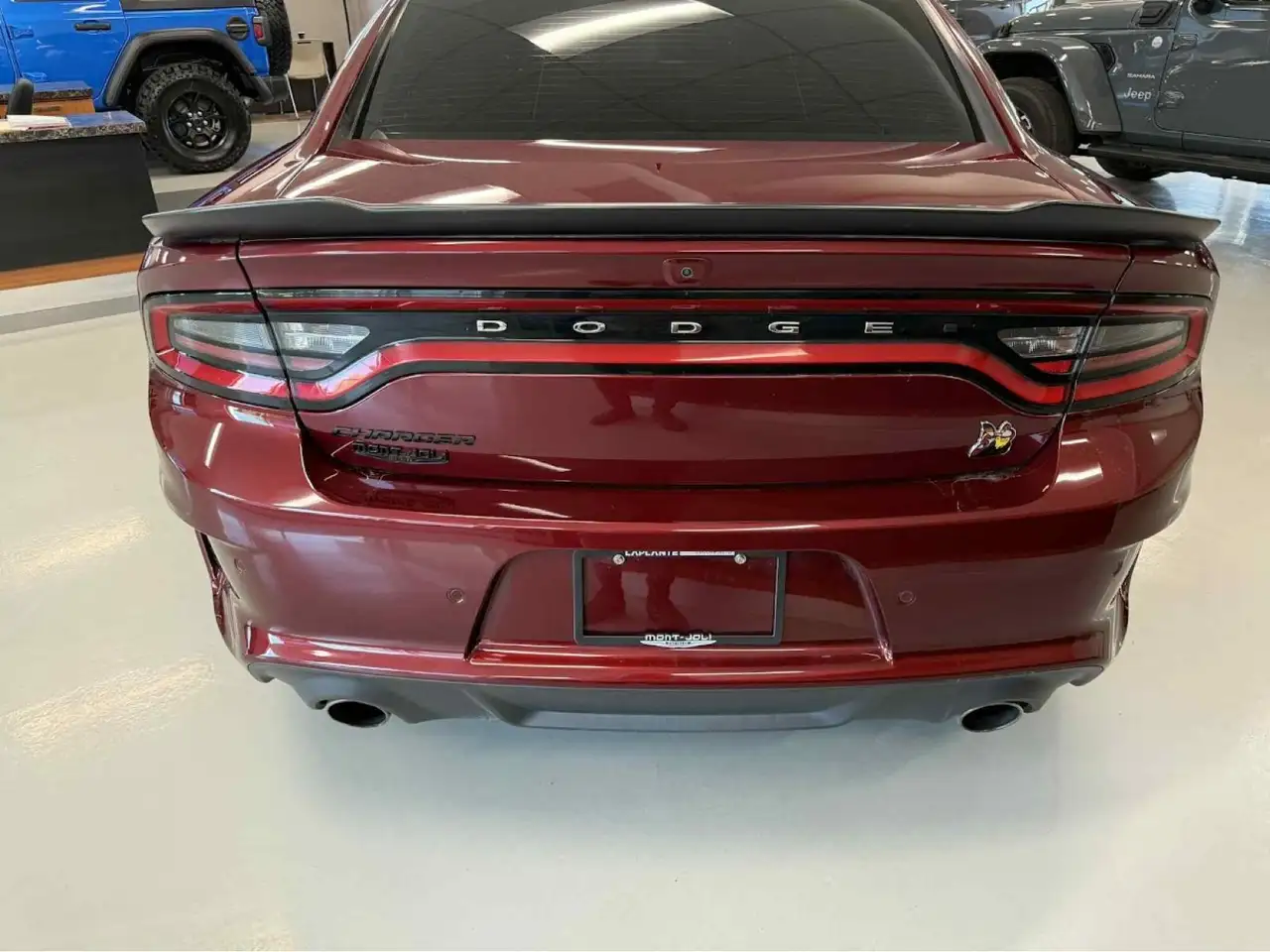 Dodge Charger снимка Dodge Charger
