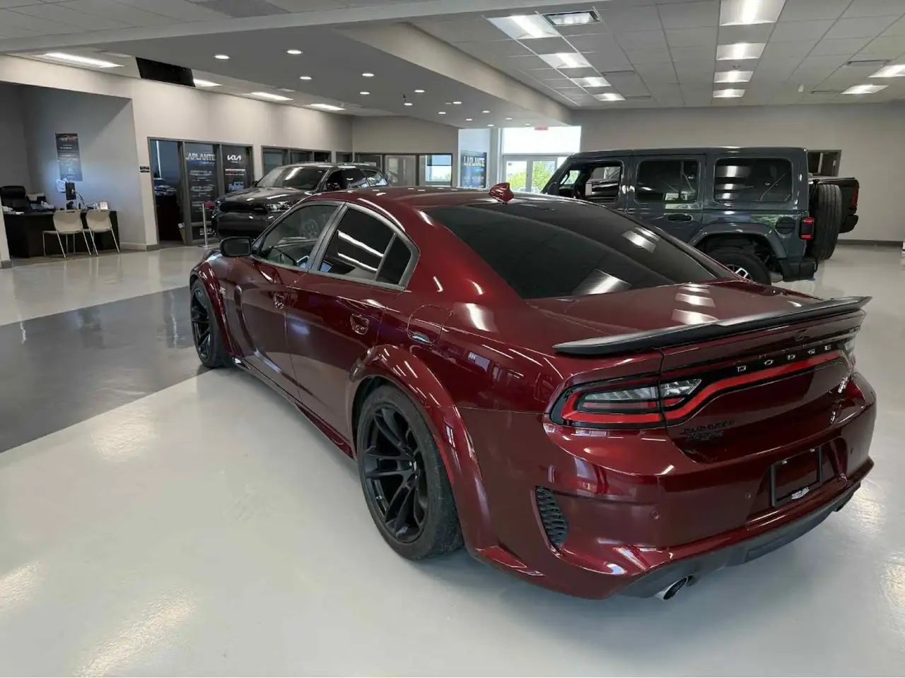 Dodge Charger снимка Dodge Charger