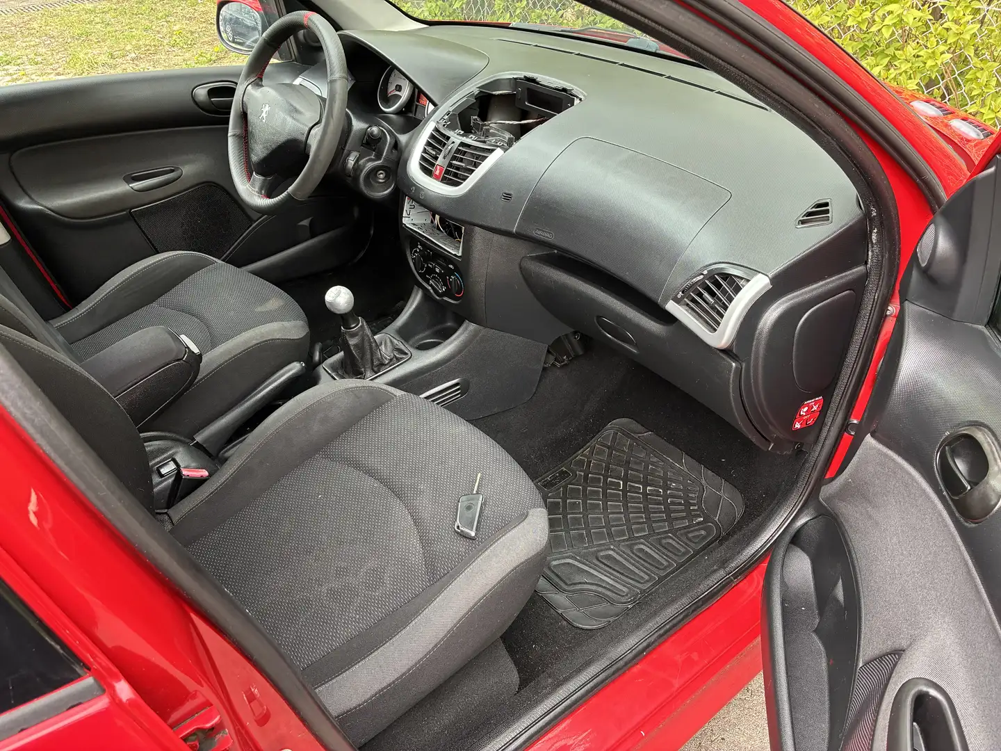 Peugeot 206 206+ Trendy 1,1,SPORT,5T - 2