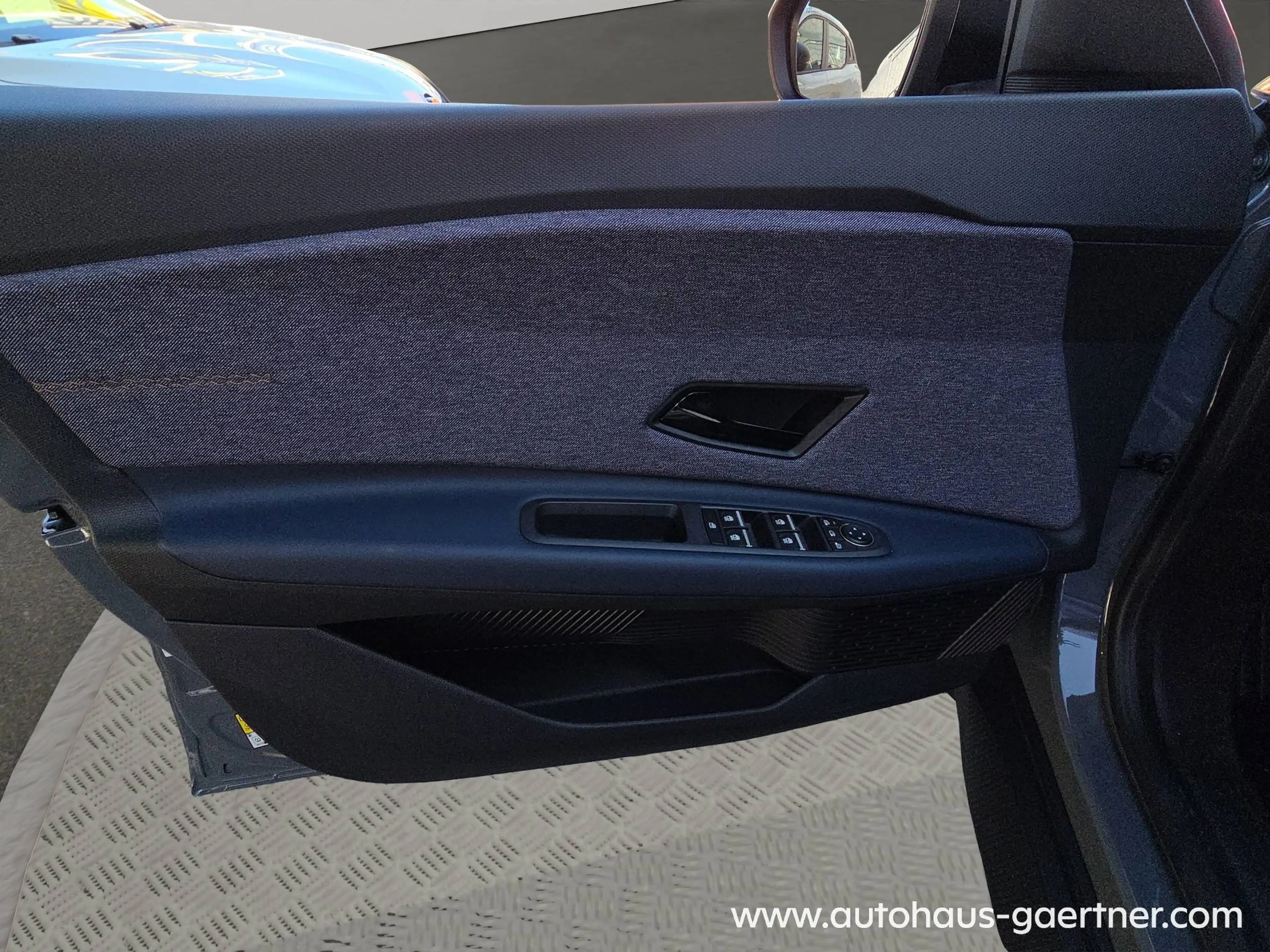 Renault R 4 R4 E-TECH Techno 150 Comfort Range Advanced DrivingAssist-Paket WinterKomfort-Paket Extended Grip-Paket — photo 14