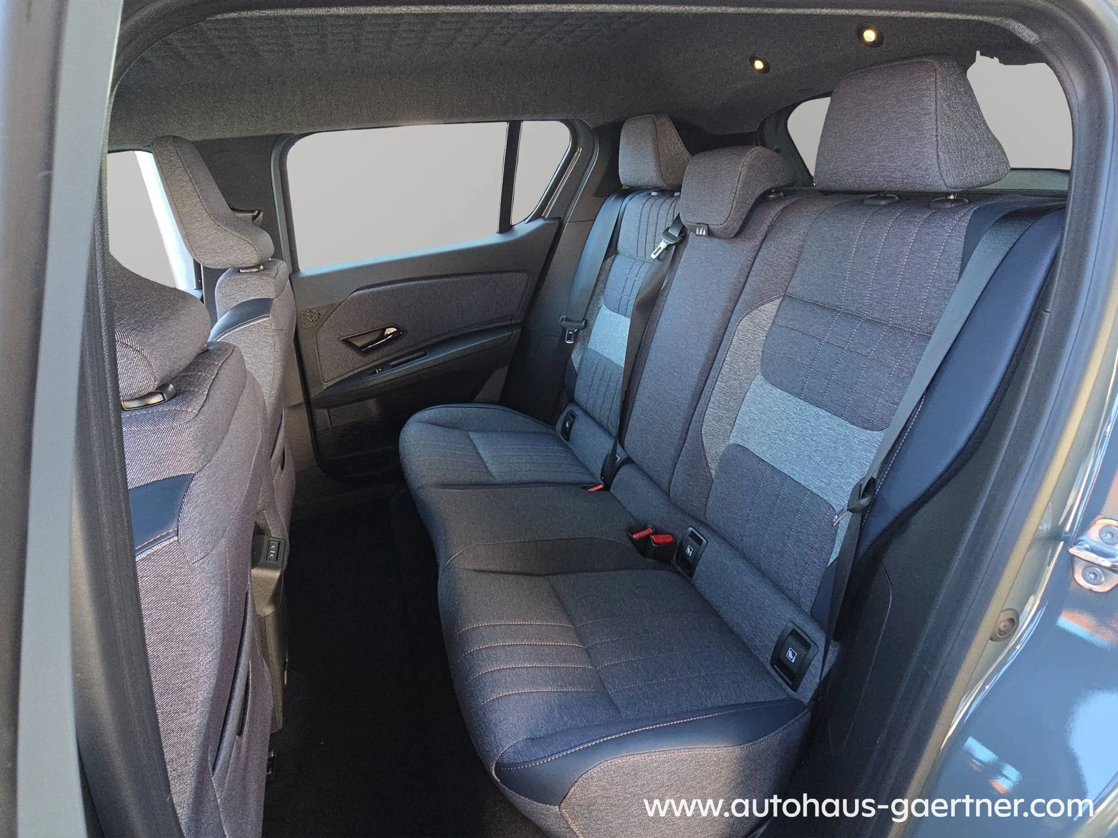 Renault R 4 R4 E-TECH Techno 150 Comfort Range Advanced DrivingAssist-Paket WinterKomfort-Paket Extended Grip-Paket — photo 15