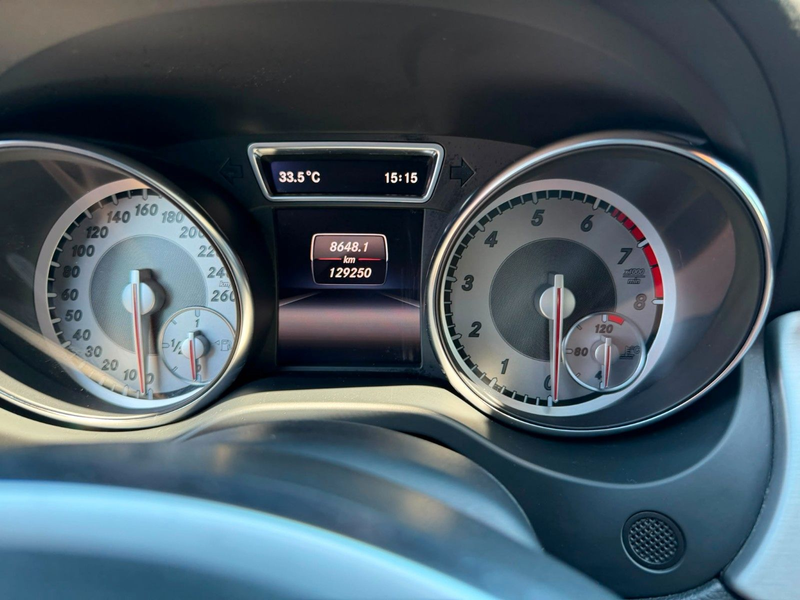 Mercedes-Benz GLA 200 AMG-Line — photo 15
