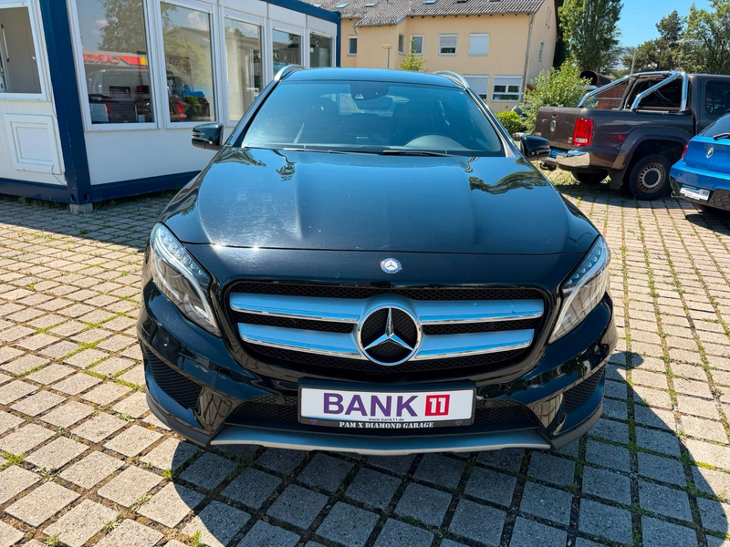 Mercedes-Benz GLA 200 AMG-Line — photo 3