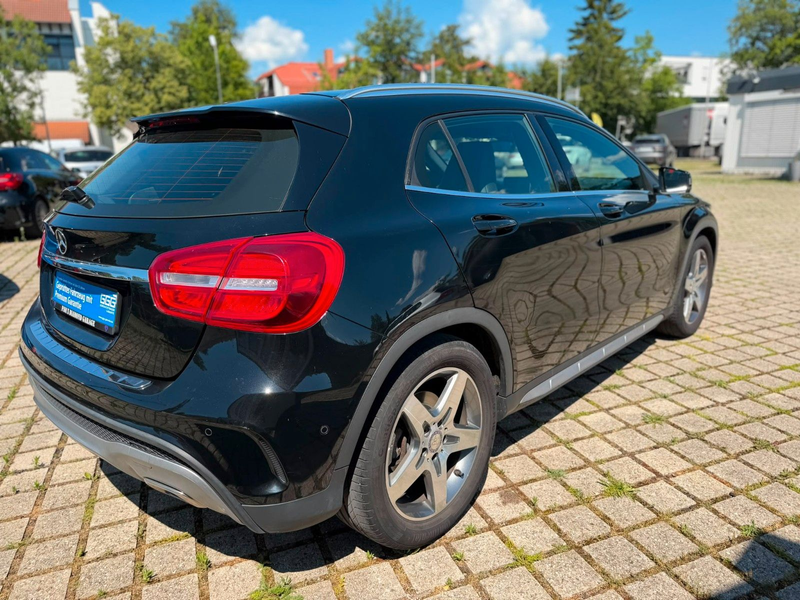 Mercedes-Benz GLA 200 AMG-Line — photo 5