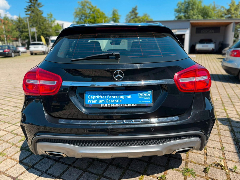 Mercedes-Benz GLA 200 AMG-Line — photo 8