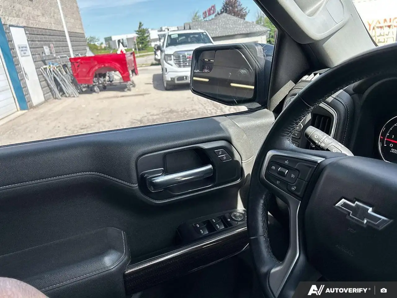 Chevrolet Silverado 1500 снимка Chevrolet Silverado 1500