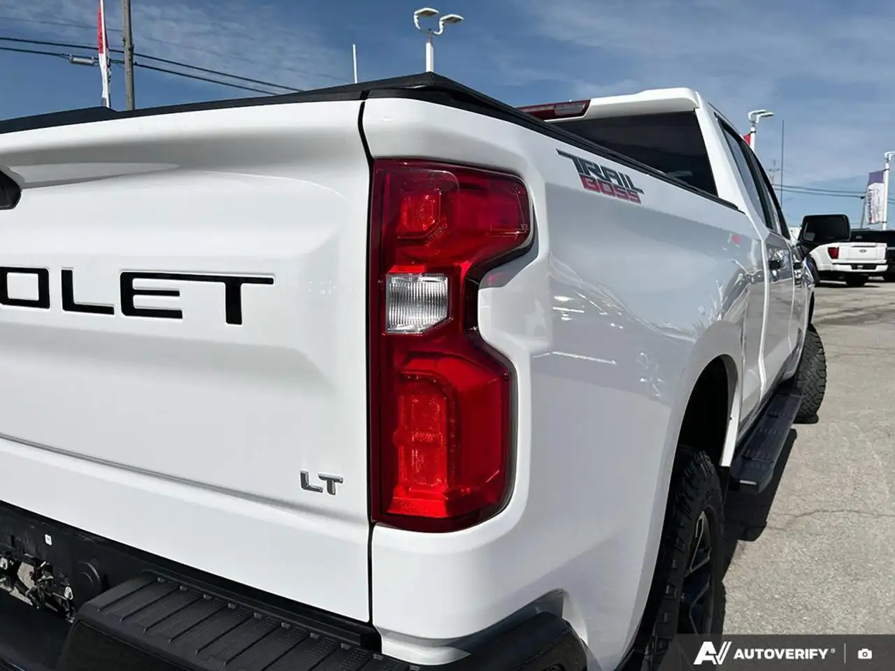 Chevrolet Silverado 1500 снимка Chevrolet Silverado 1500