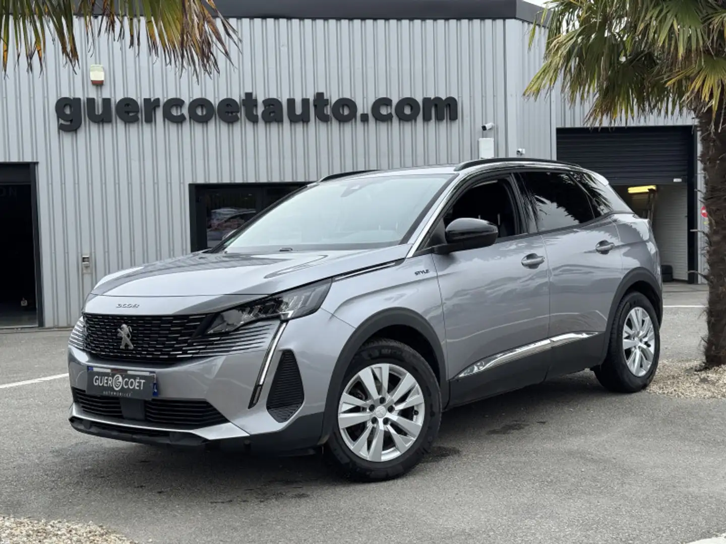 Peugeot 3008 1.5 BLUEHDI 130CH S\u0026S STYLE EAT8 Gris - 2