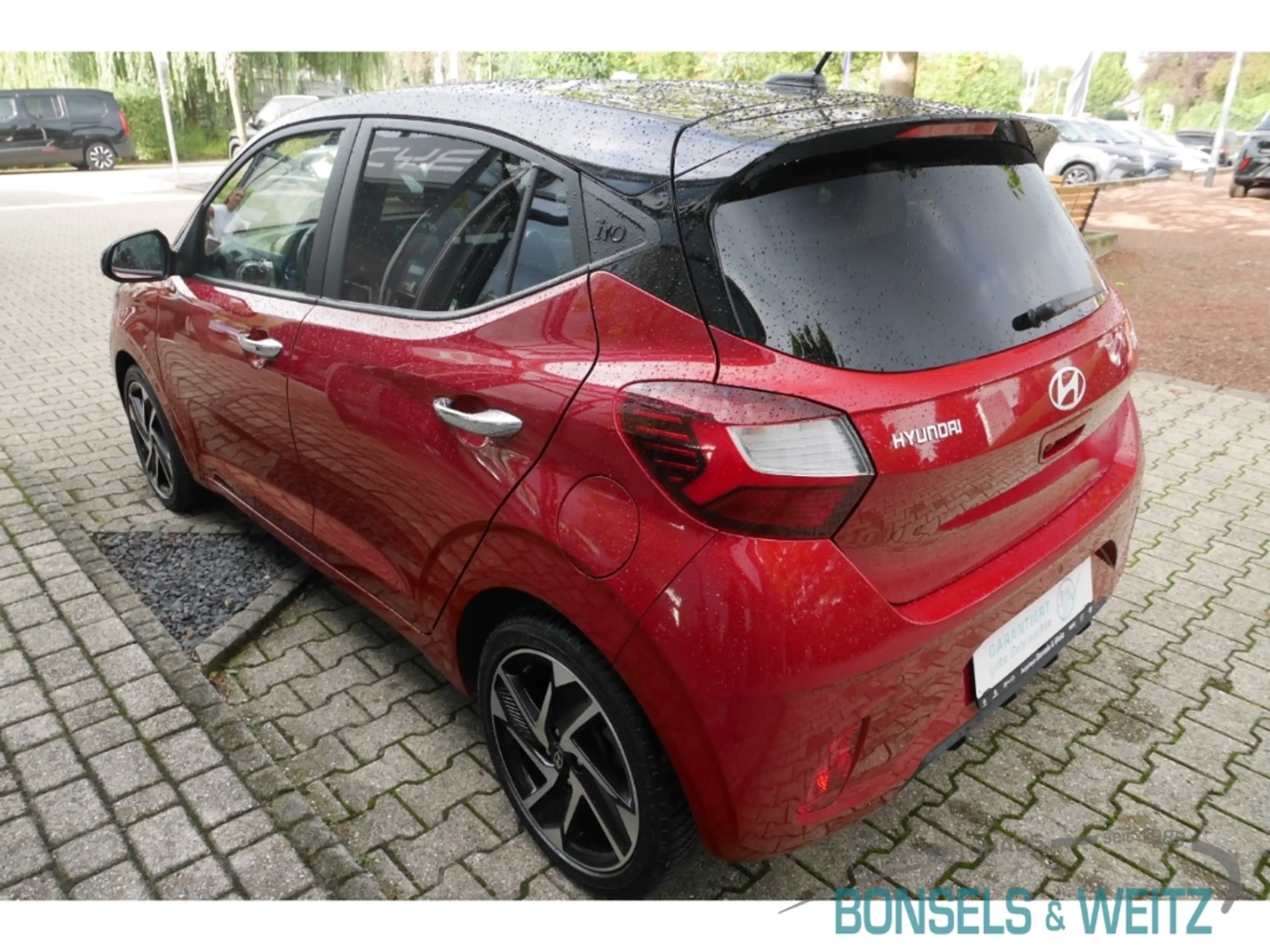 Hyundai i10 1.2 PRIME AUTOMATIK Sportpaket Navi Digitales Cock — photo 3