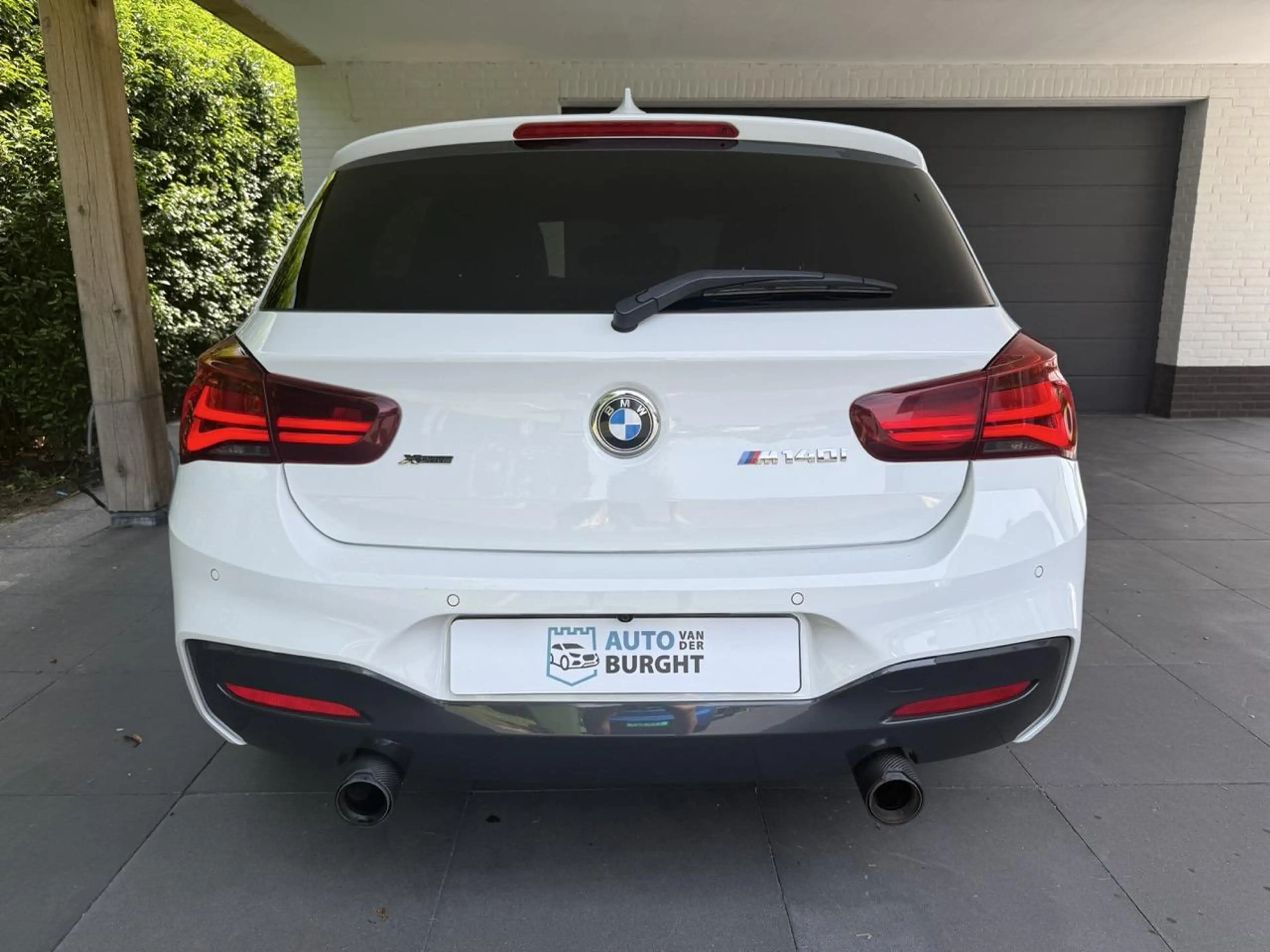 BMW 140 1-serie M140i xDrive High Executive M Performance — photo 11
