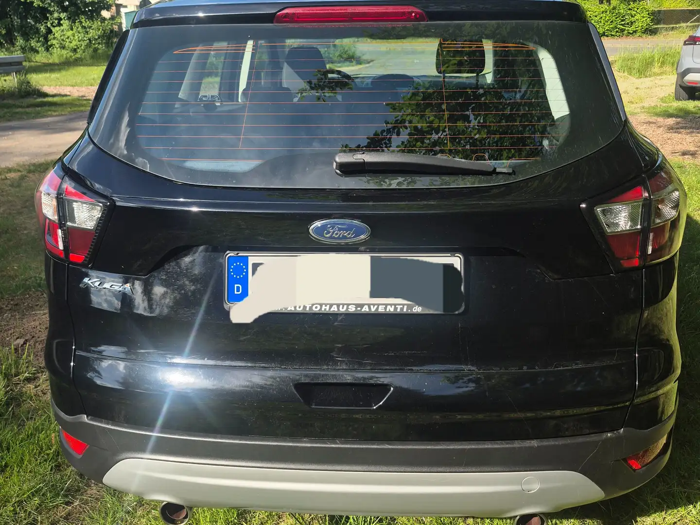 Ford Kuga Kuga 1.5 EcoBoost 2x4 Trend Schwarz - 2