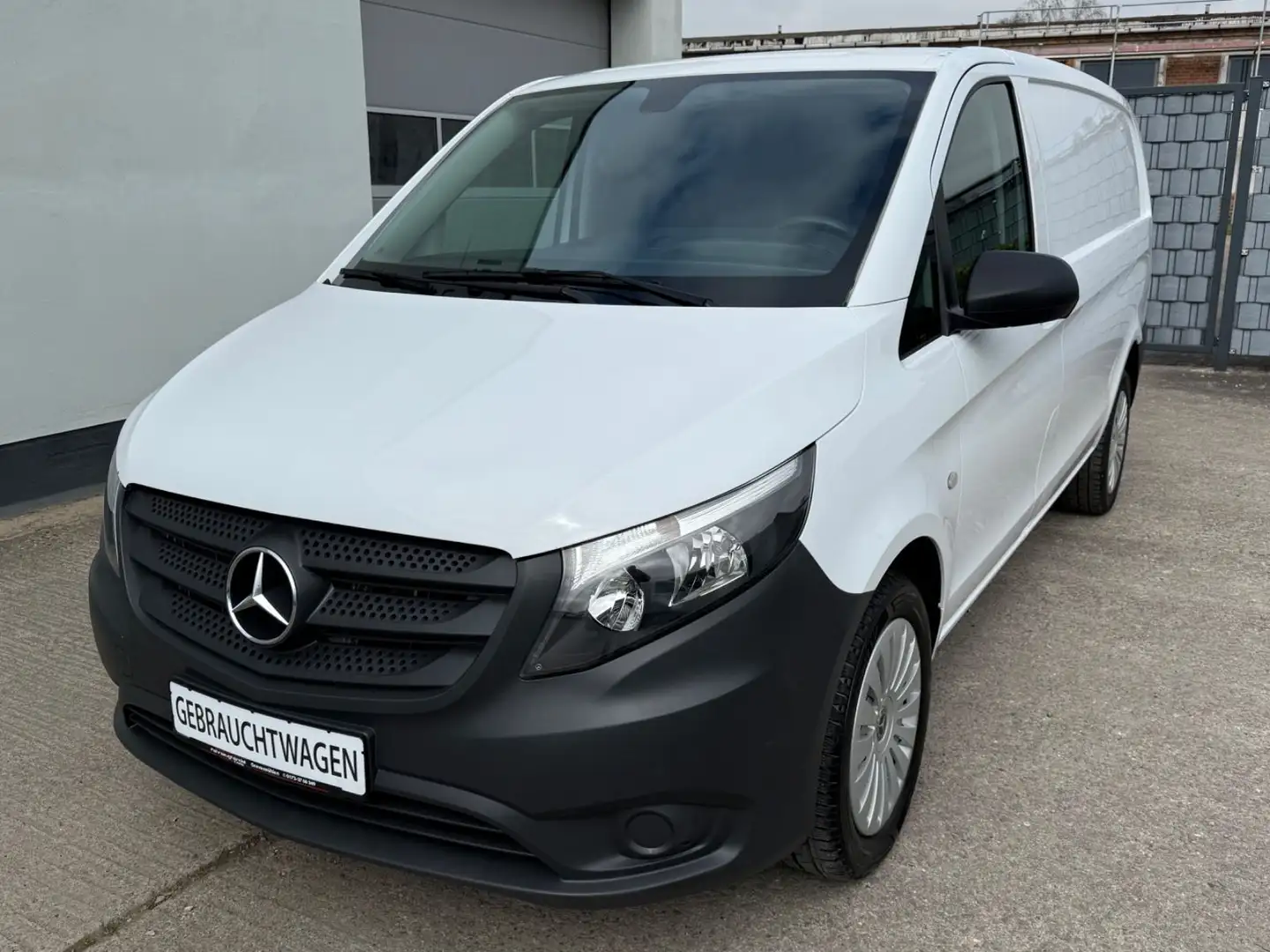 Mercedes-Benz Vito Kasten 116 CDI /BT RWD lang, Standheizung Weiß - 2