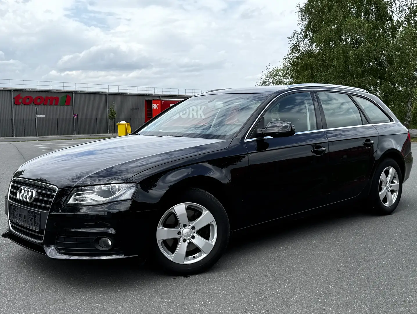 Audi A4 A4 Avant Ambiente*AUTO-KLIMA*PDC*LED*NAVO*SHZ* Schwarz - 1