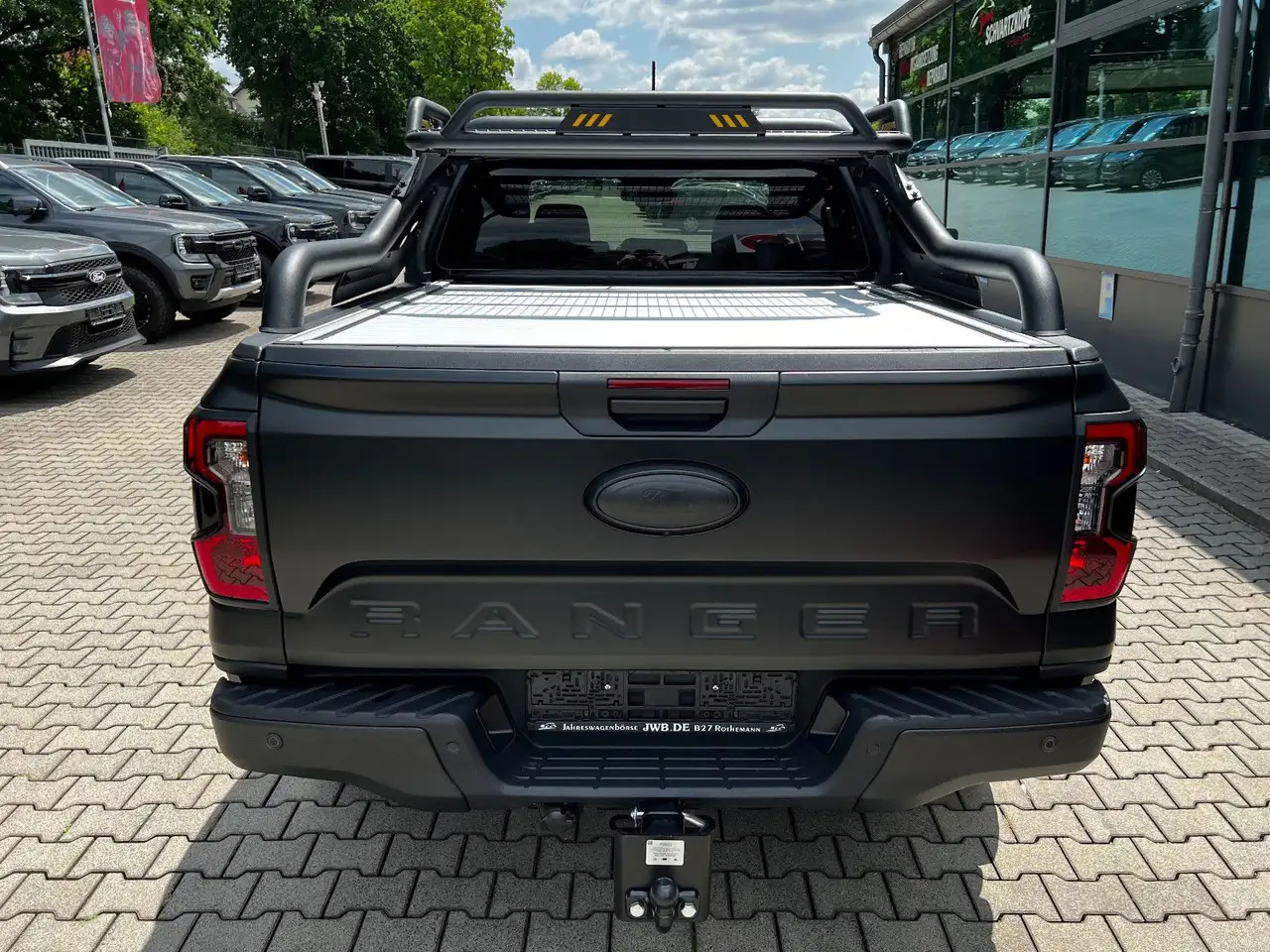 Ford Ranger Platinum 3,0d FOLIERT HÖHER T73 e-Rollo Standhzg 9