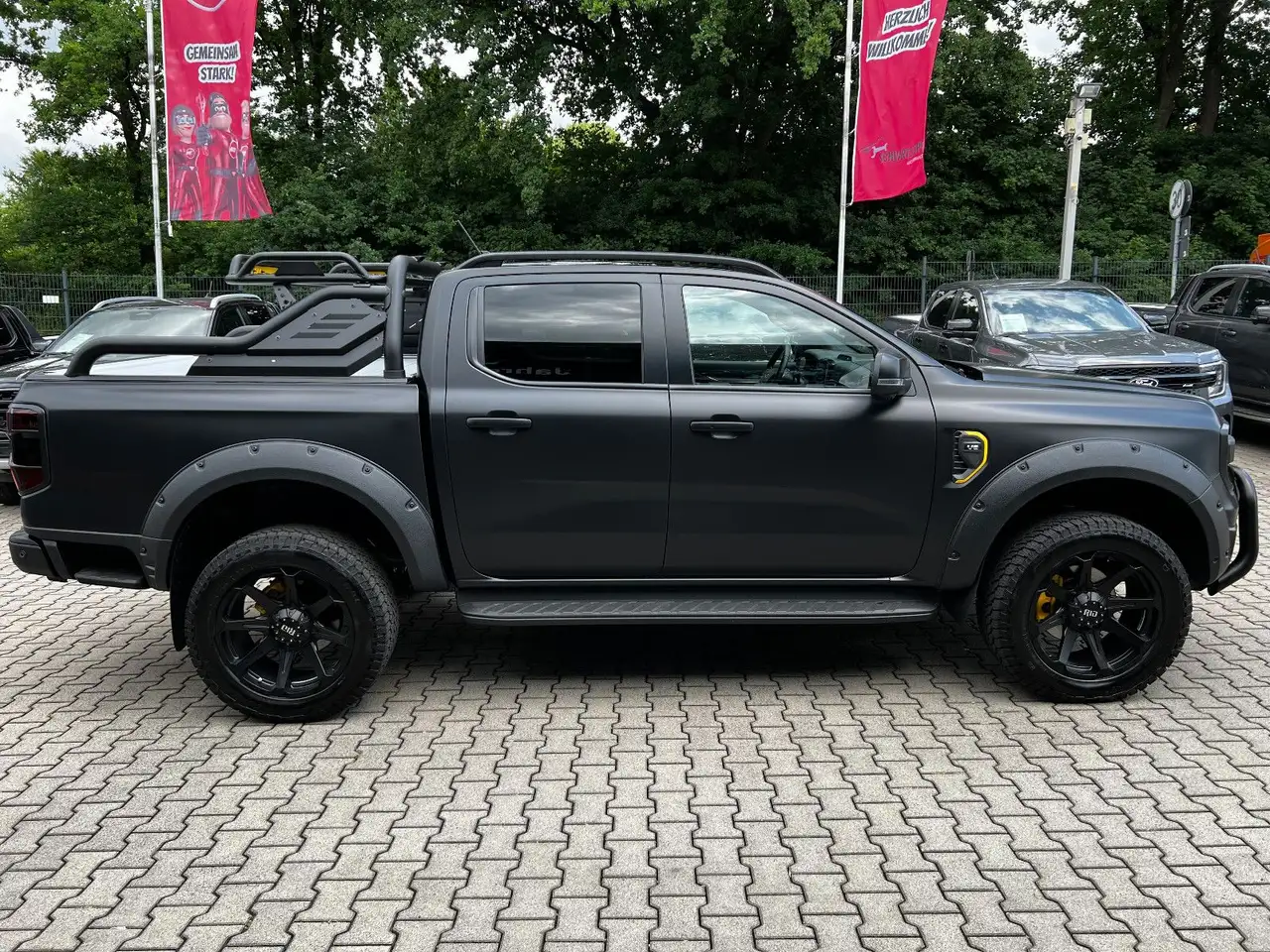 Ford Ranger Platinum 3,0d FOLIERT HÖHER T73 e-Rollo Standhzg 14