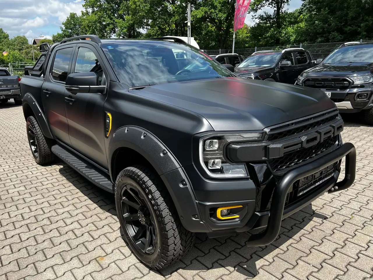 Ford Ranger Platinum 3,0d FOLIERT HÖHER T73 e-Rollo Standhzg 5