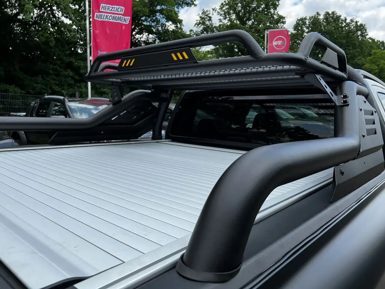 Ford Ranger Platinum 3,0d FOLIERT HÖHER T73 e-Rollo Standhzg 16
